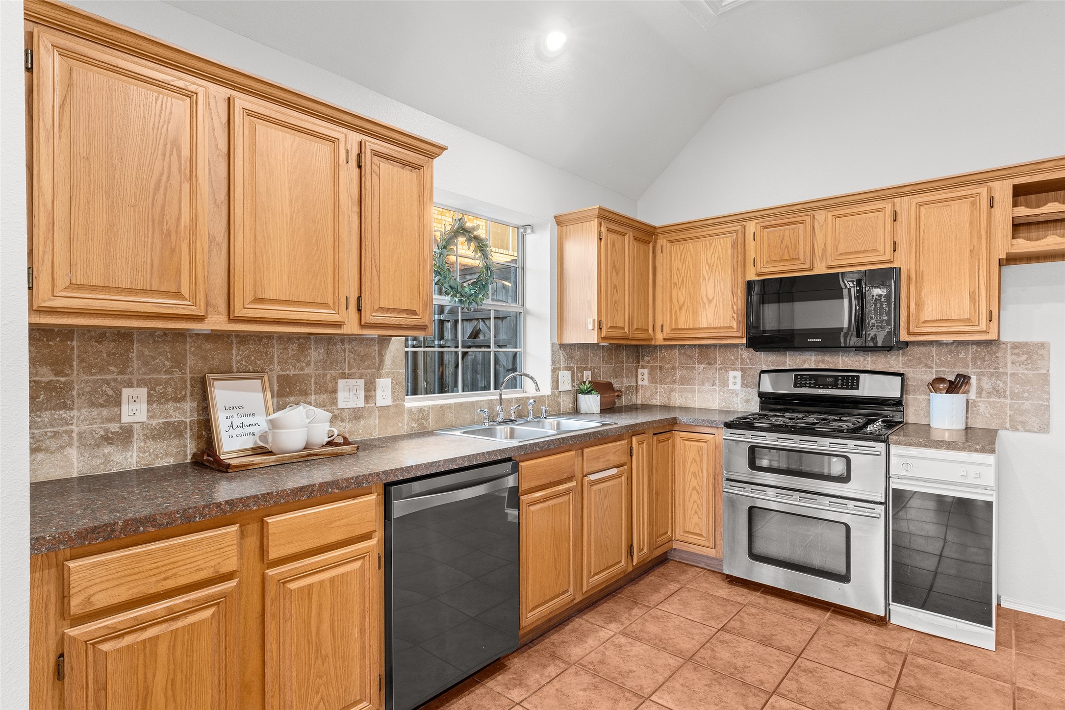 1325 Autumn Trail