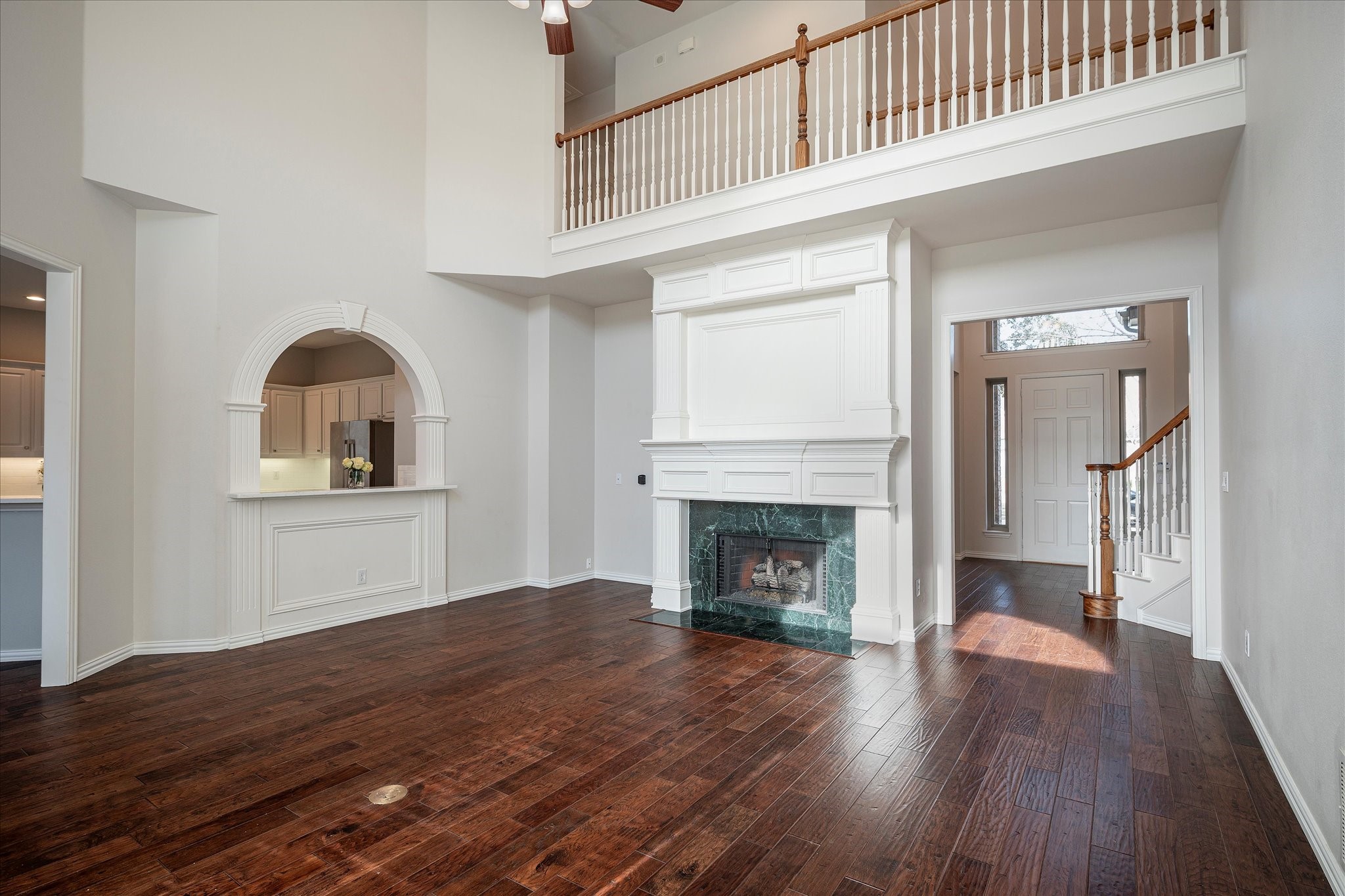 1037 Creek Crossing