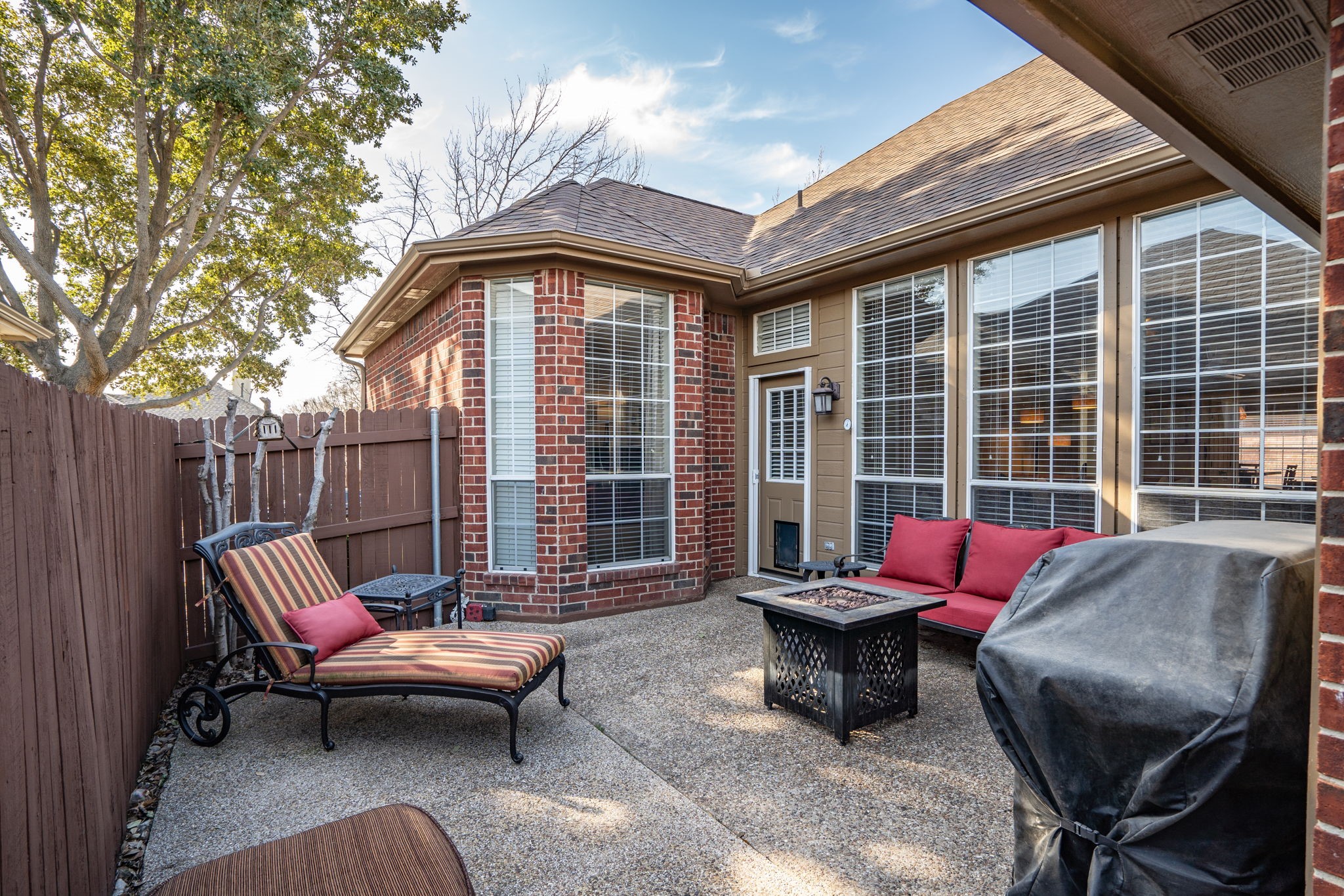 1425 Mayflower Lane