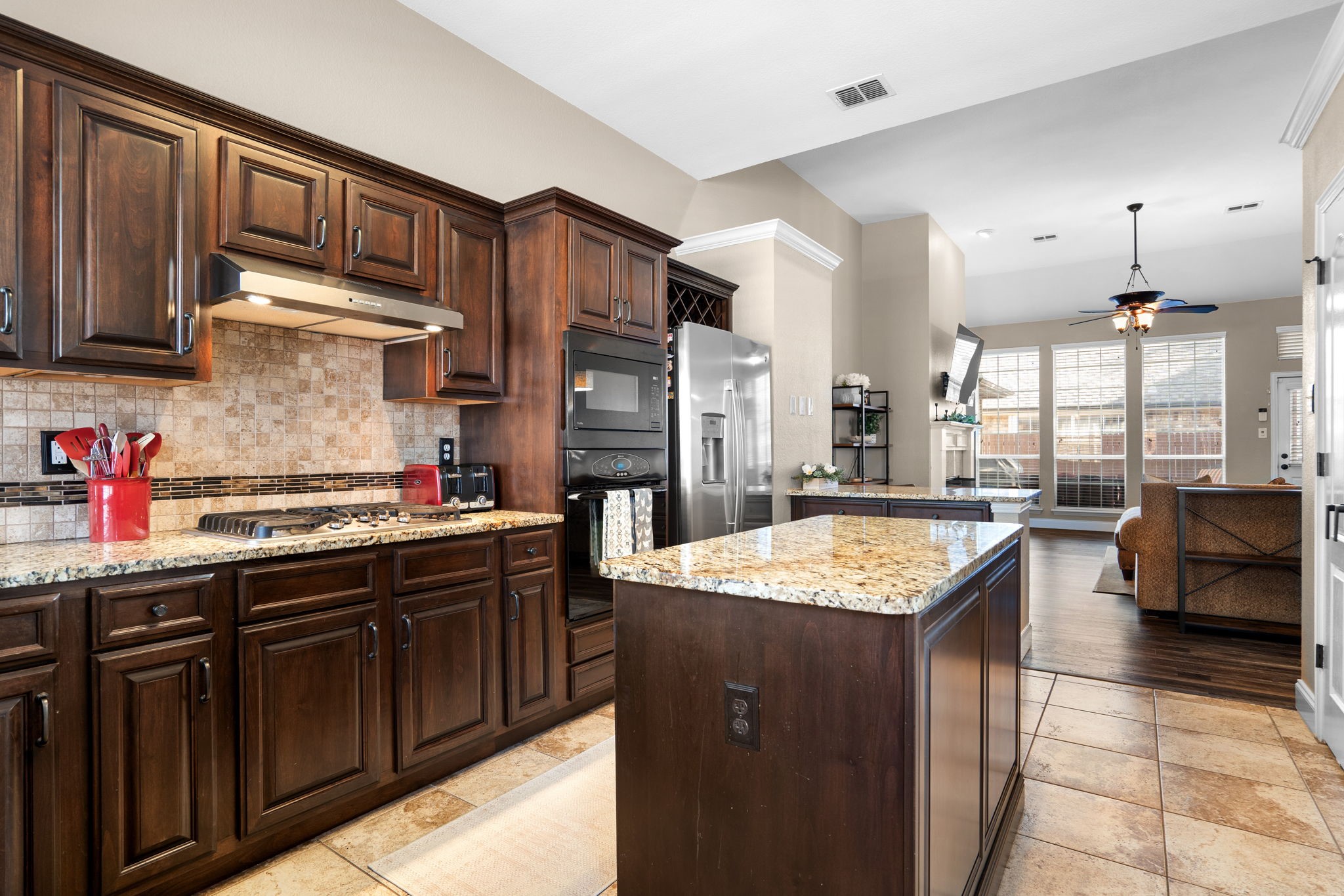 1425 Mayflower Lane