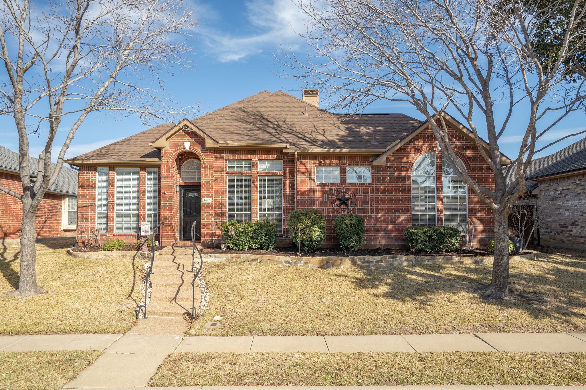 1425 Mayflower Lane