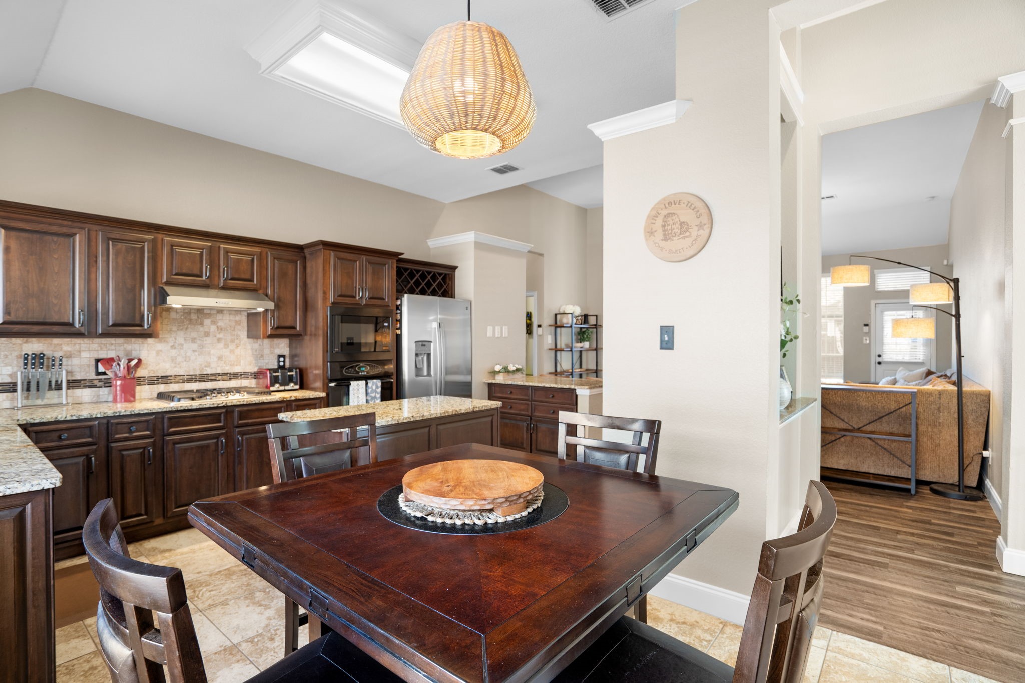 1425 Mayflower Lane