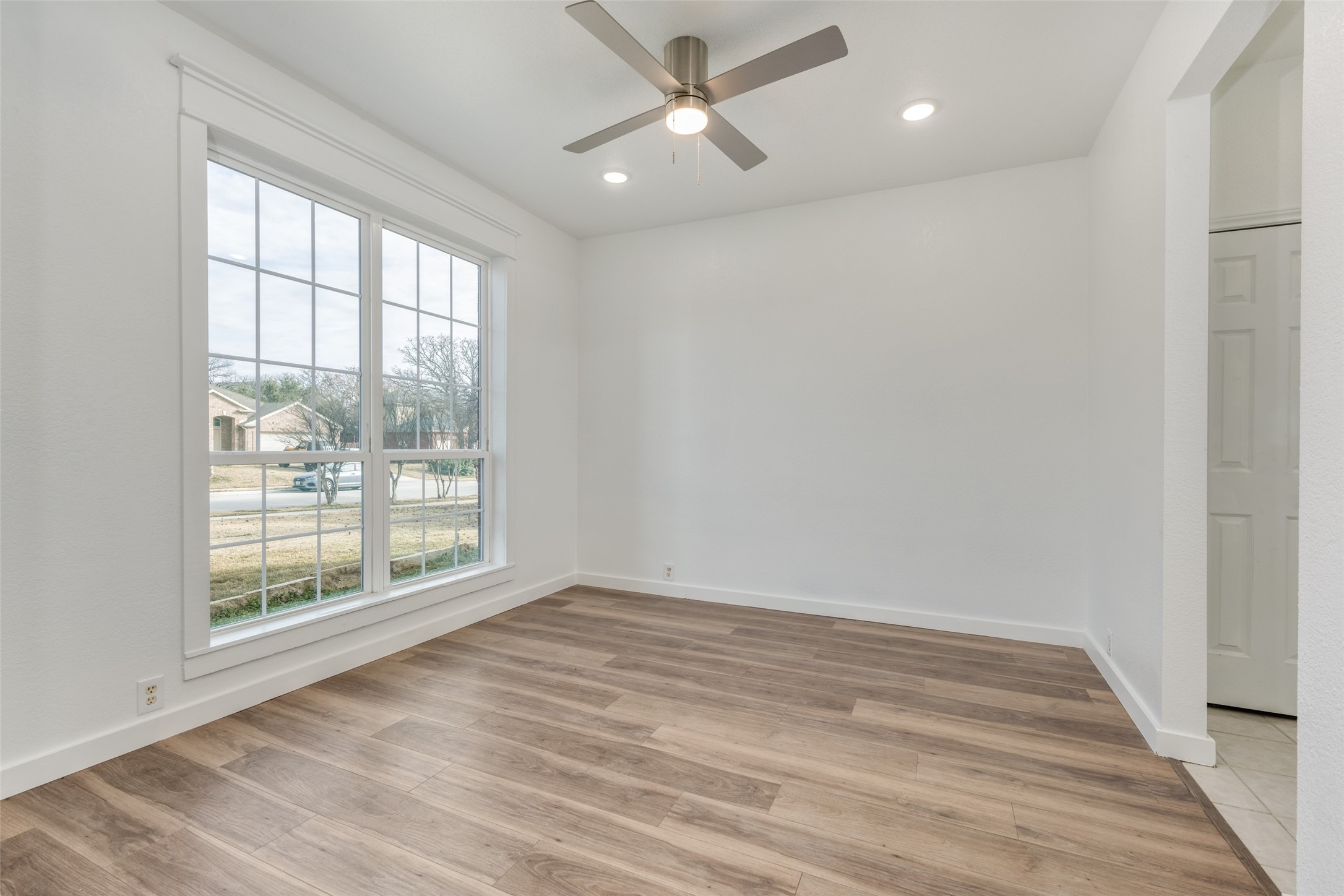 3208 Como Lake Road