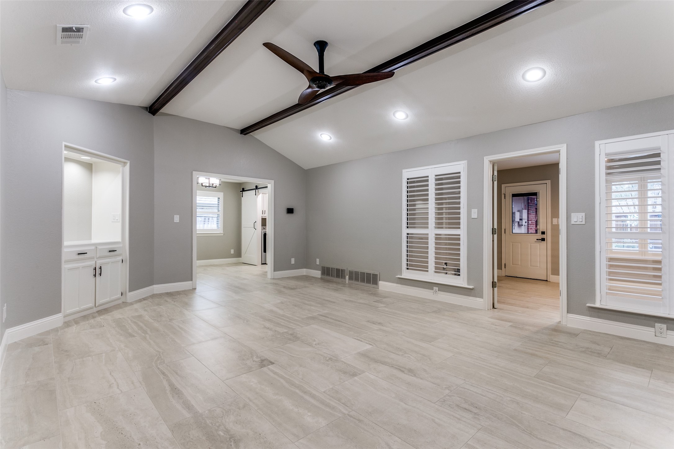 128 Simmons Drive