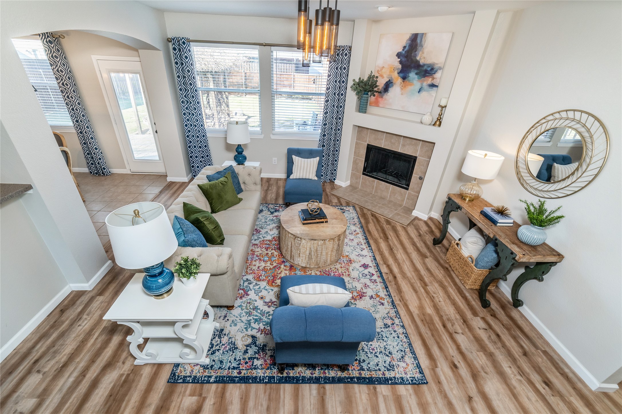 1533 Sleepy Hollow Drive