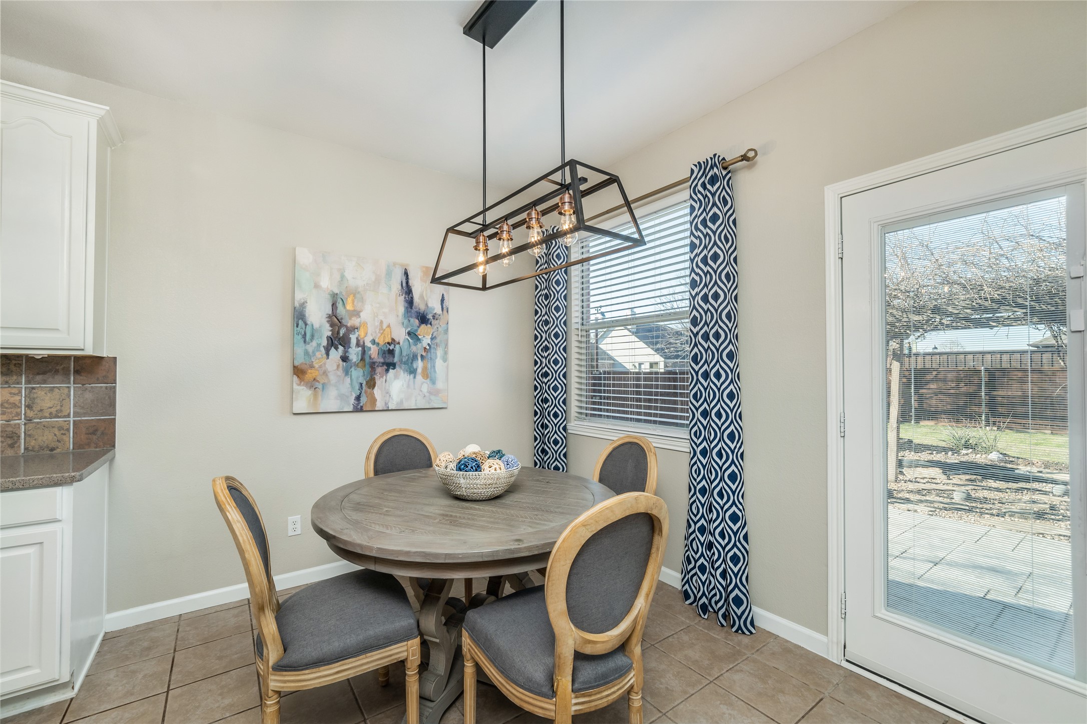 1533 Sleepy Hollow Drive