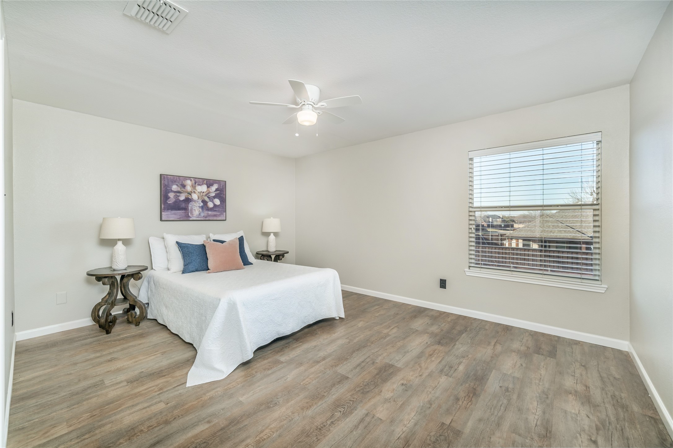 1533 Sleepy Hollow Drive