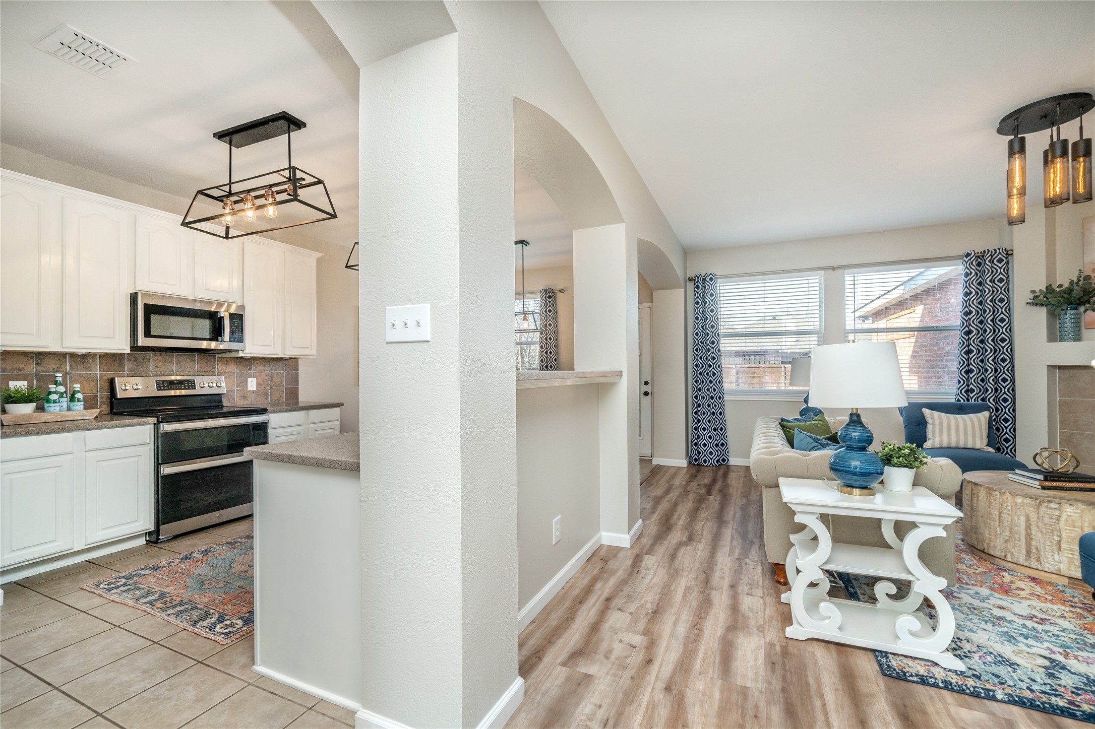 1533 Sleepy Hollow Drive