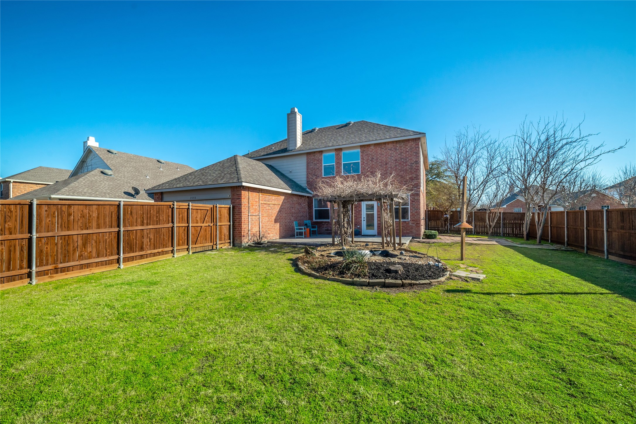 1533 Sleepy Hollow Drive