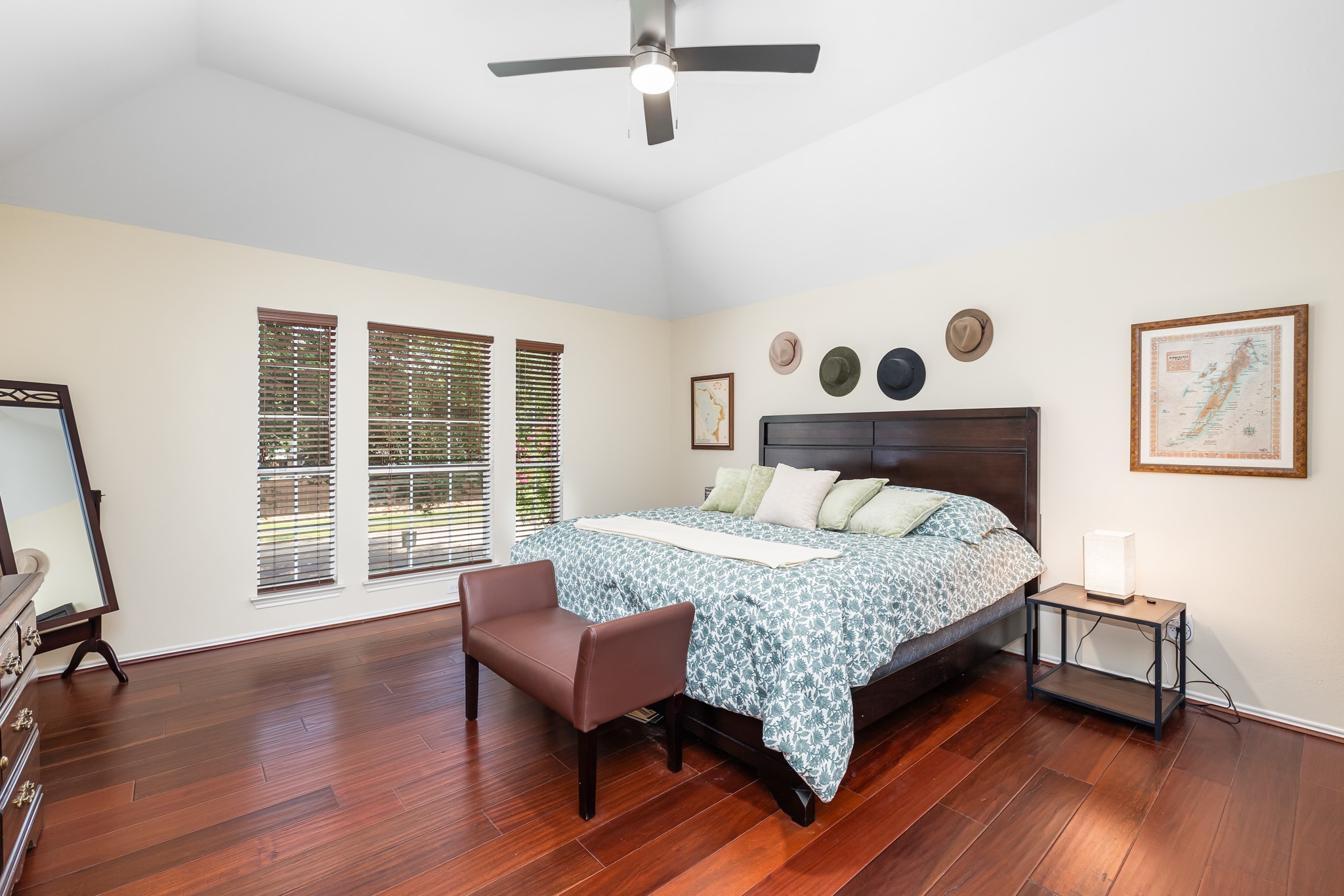 1727 Parkwood Drive