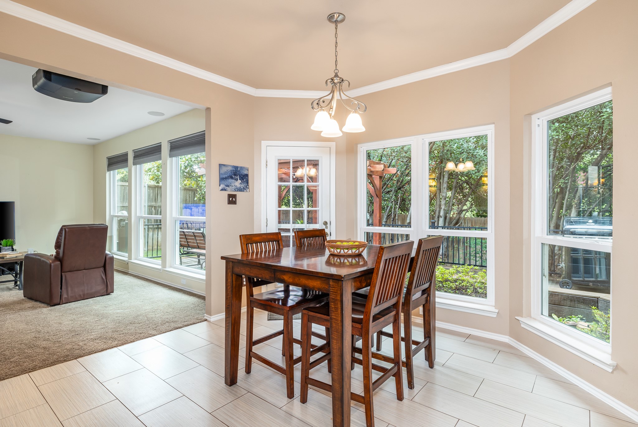 1727 Parkwood Drive