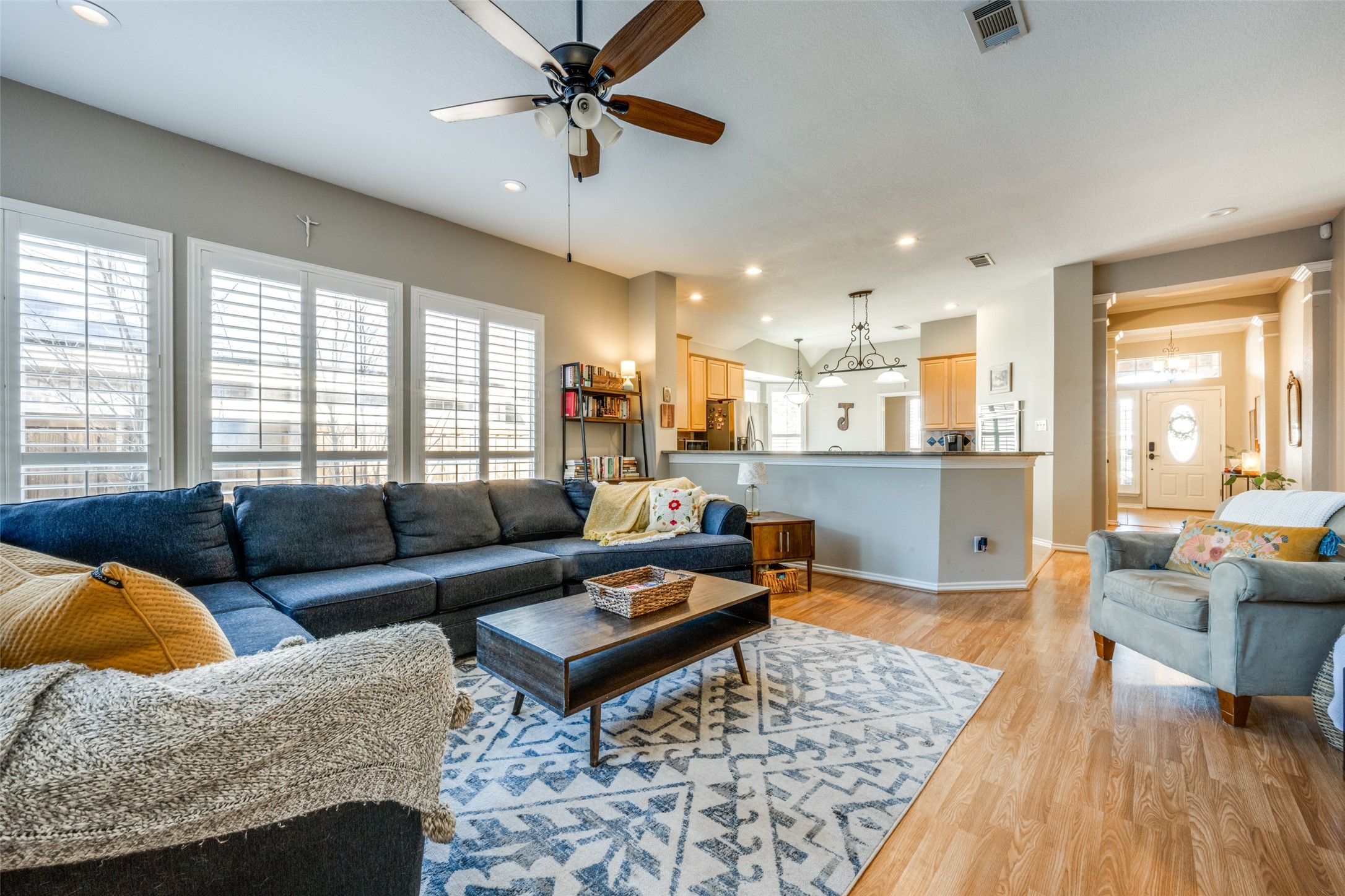 1605 Shadow Crest Drive