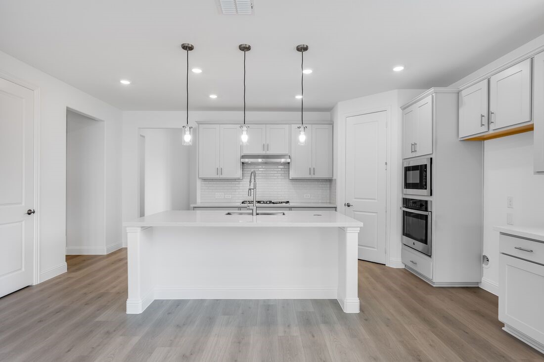 550 Ardsley Park Drive