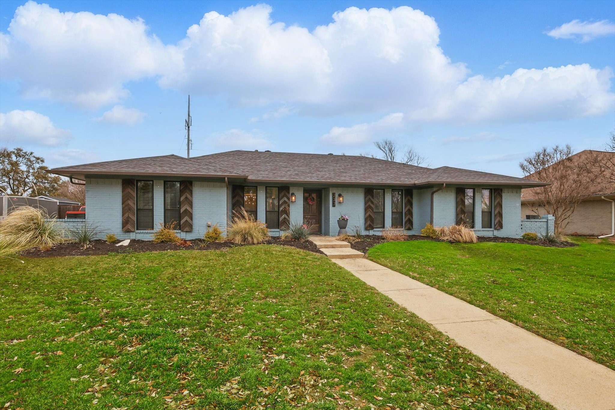 237 Glenmere Drive