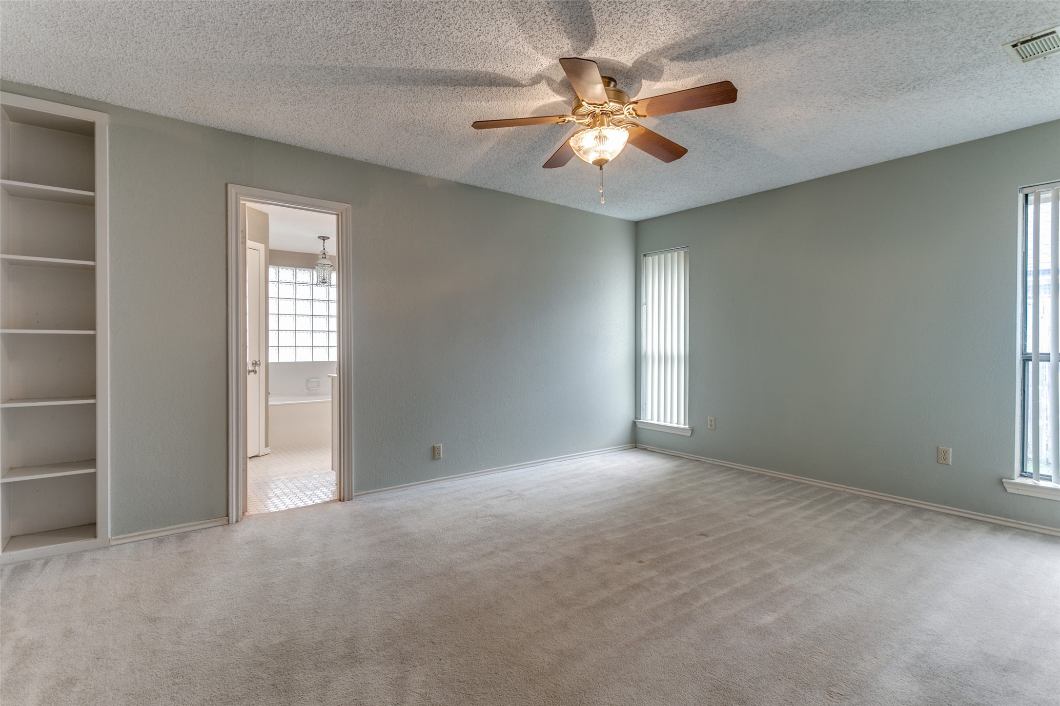 124 Simmons Drive