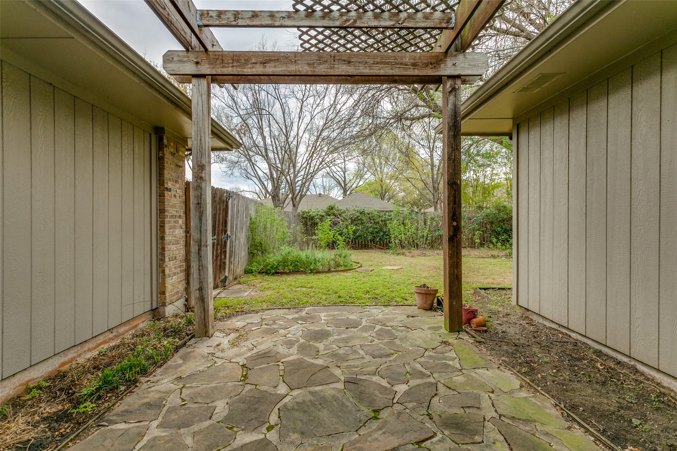 124 Simmons Drive