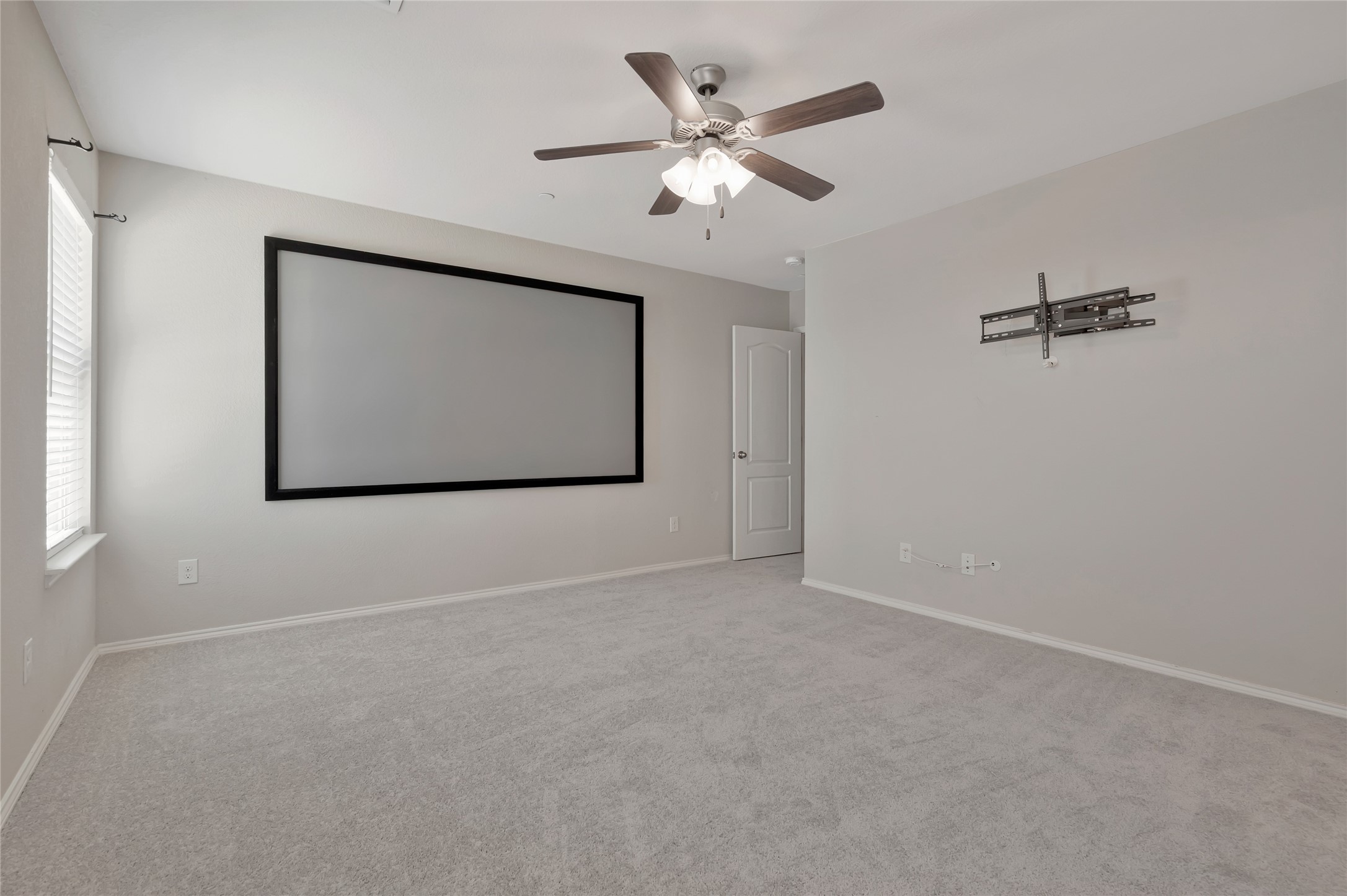 2425 Canongate Drive