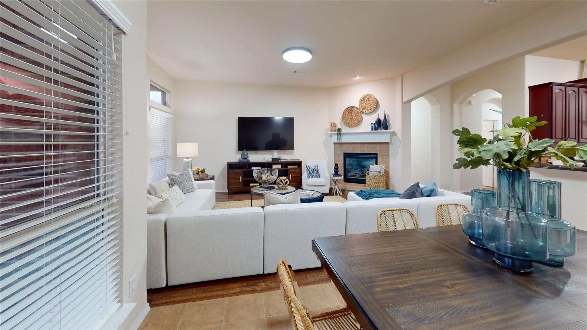 2420 Alta Vista Drive