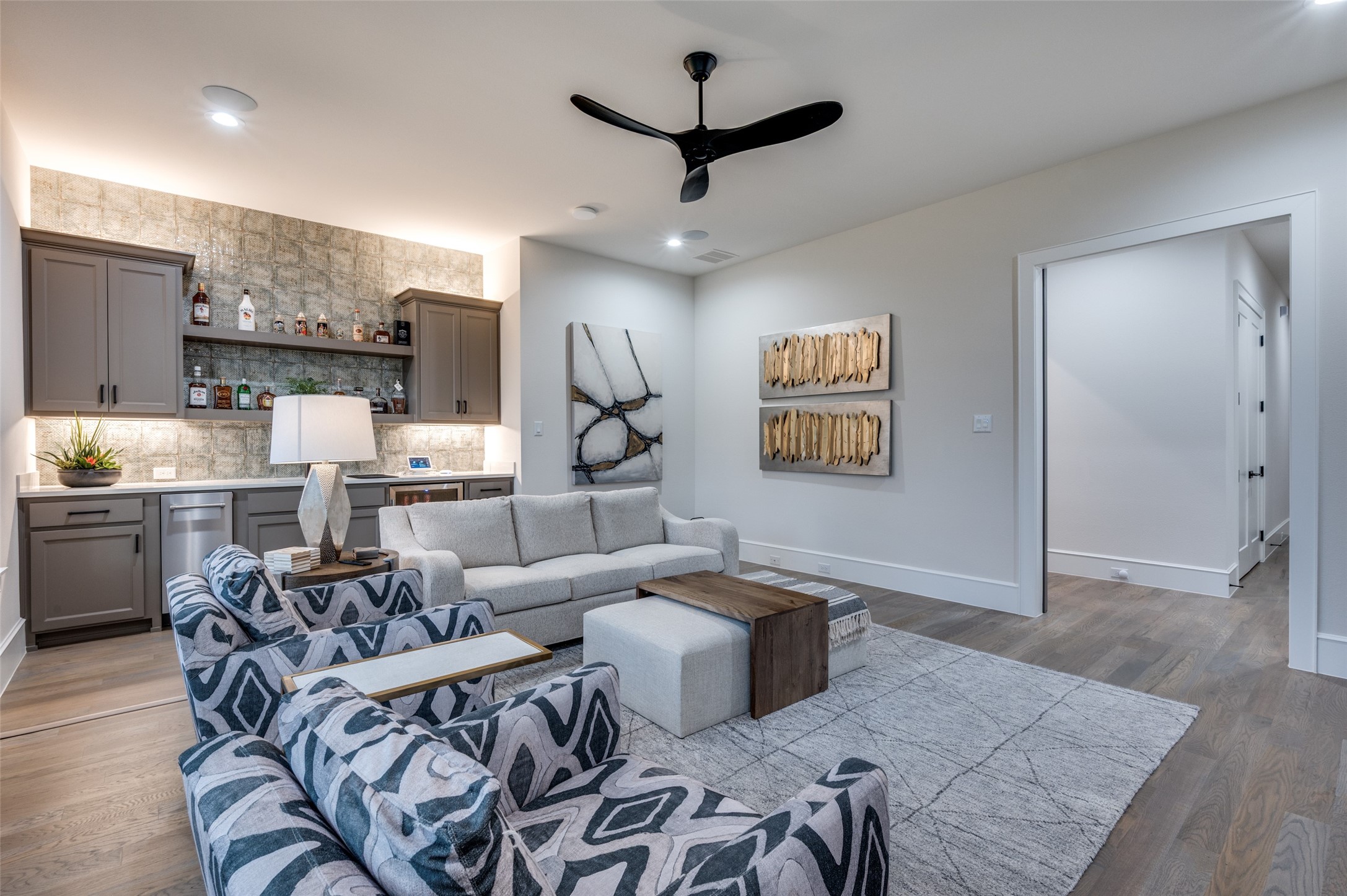 2110 HONEY Lane