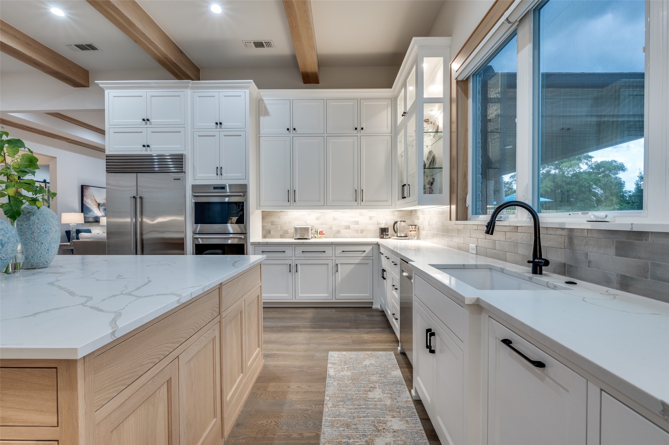 2110 HONEY Lane