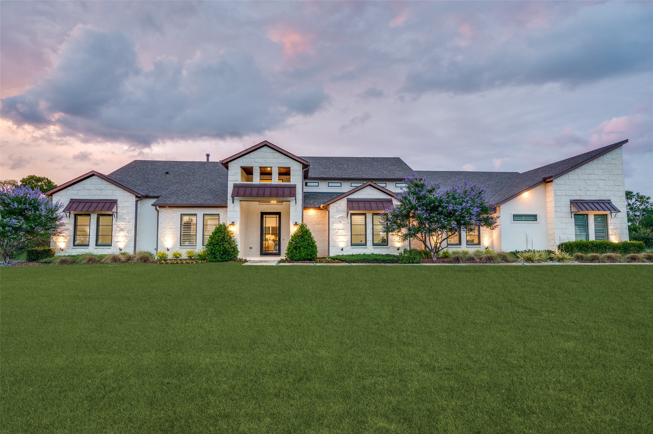 2110 HONEY Lane
