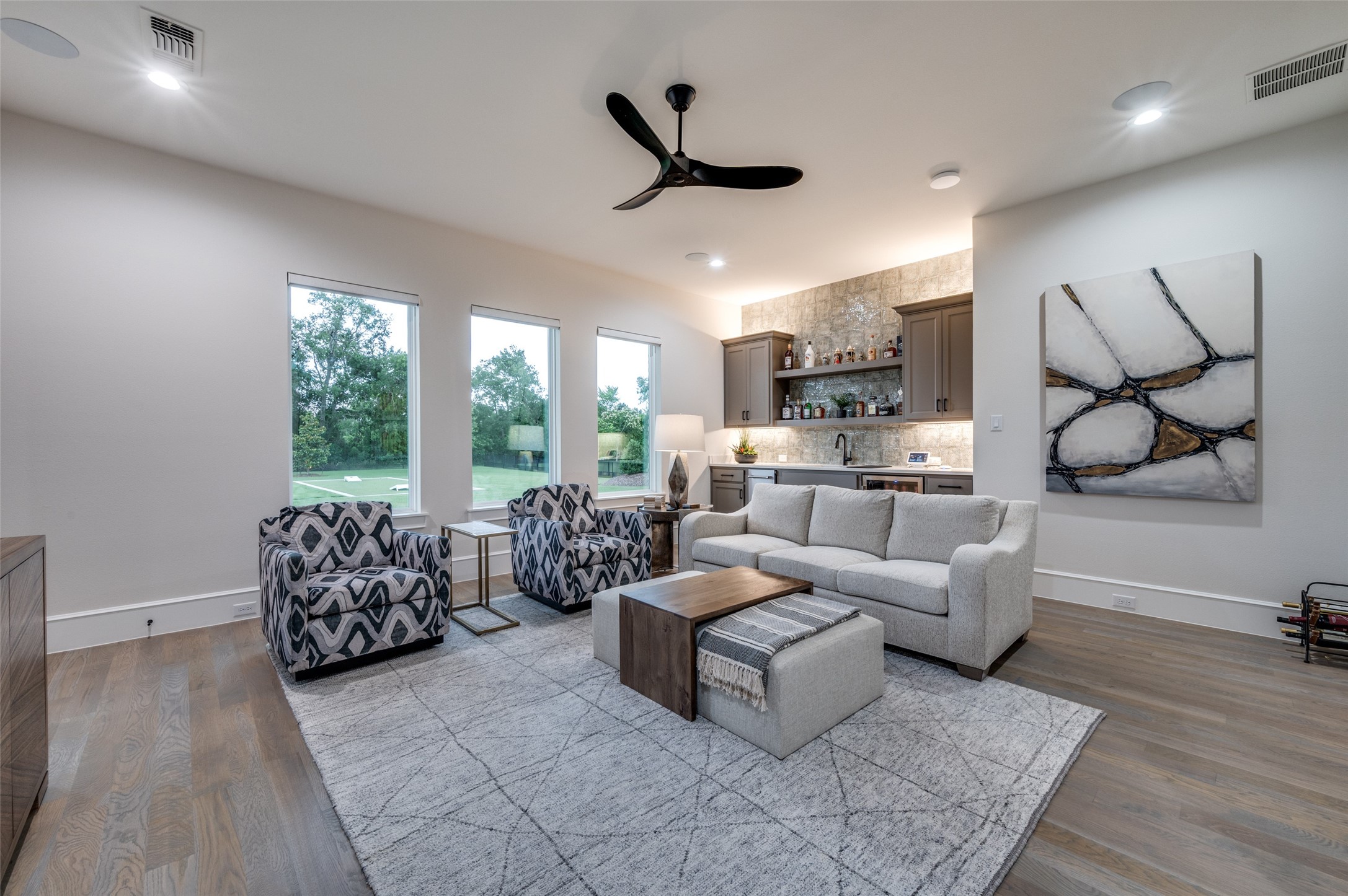 2110 HONEY Lane