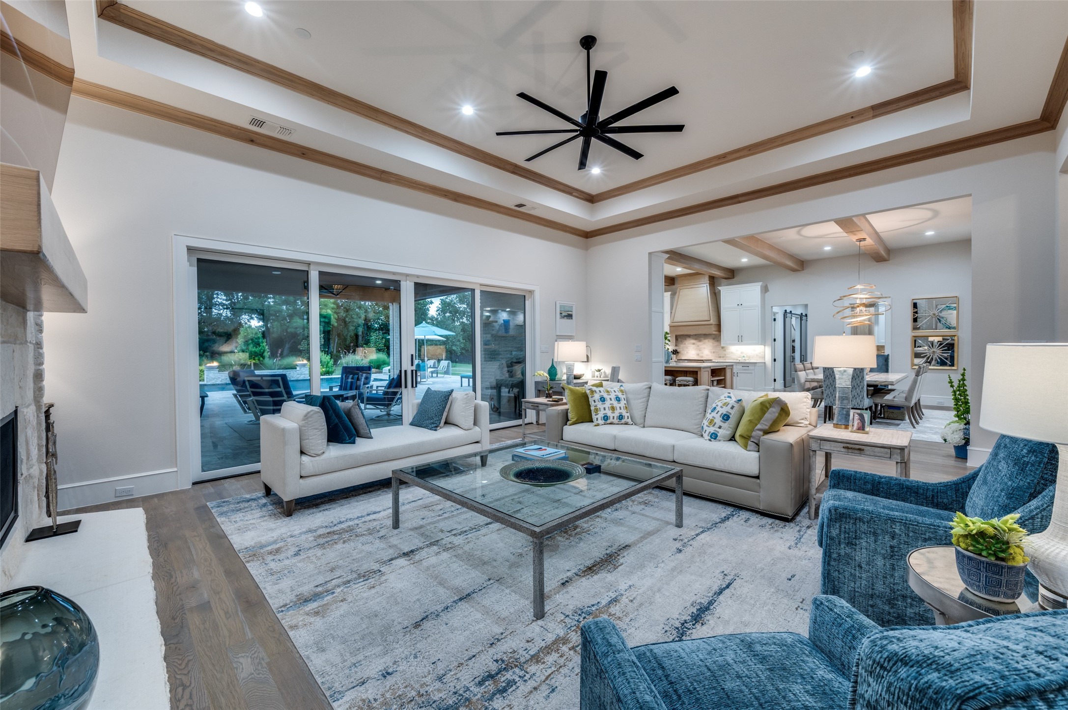 2110 HONEY Lane