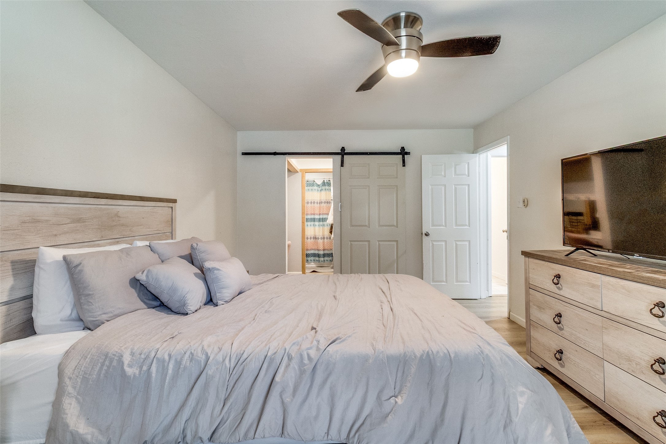 5981 Arapaho Road 102