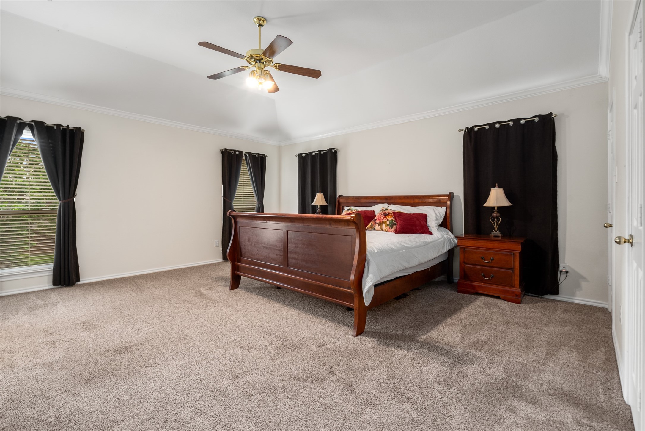 560 Dove Creek Place