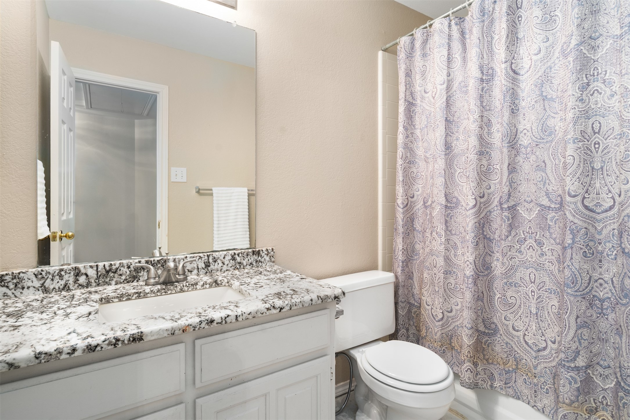 560 Dove Creek Place
