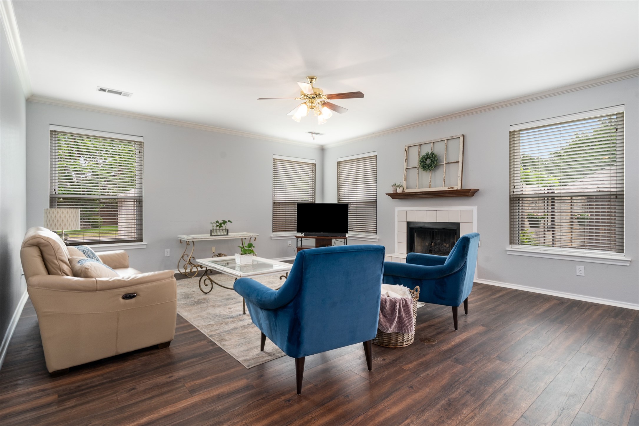 560 Dove Creek Place