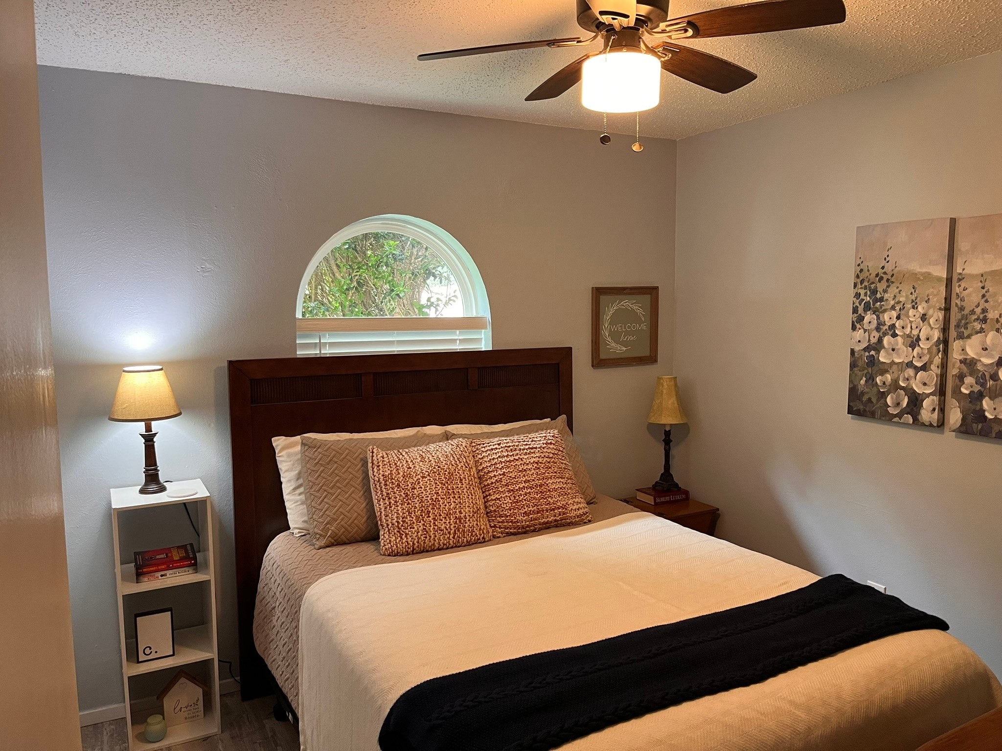 1709 Oak Tree Drive