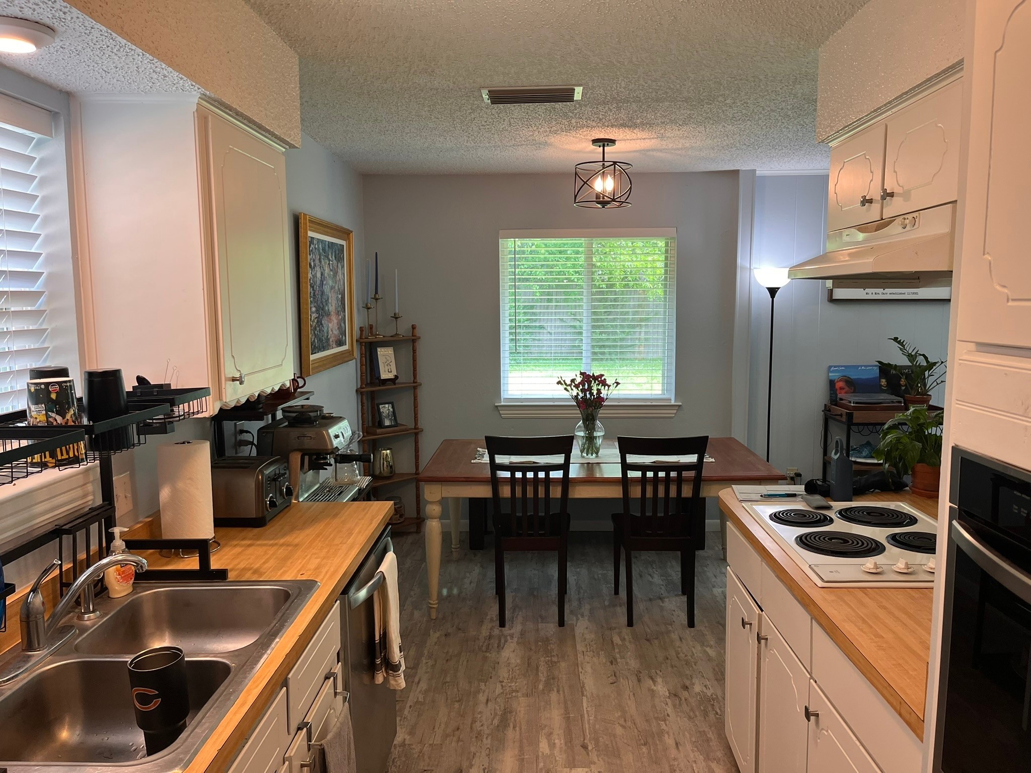 1709 Oak Tree Drive