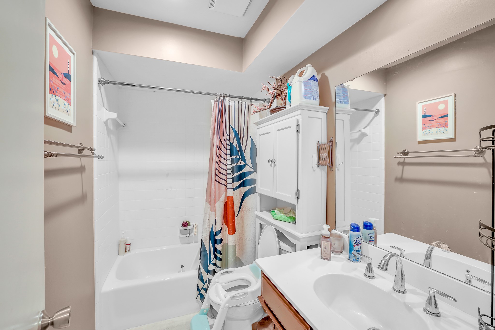 12916 Jennifer Place