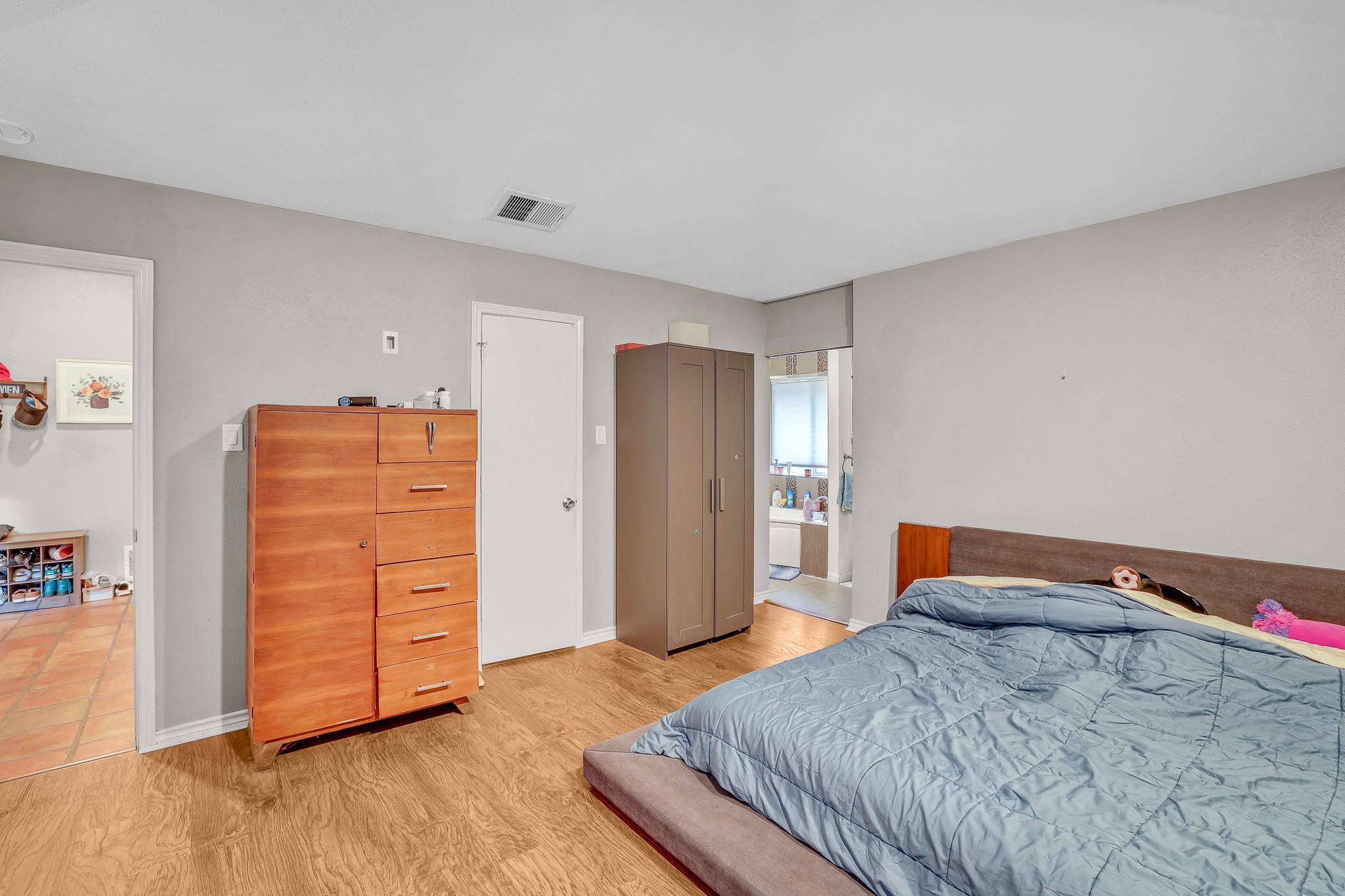 12916 Jennifer Place