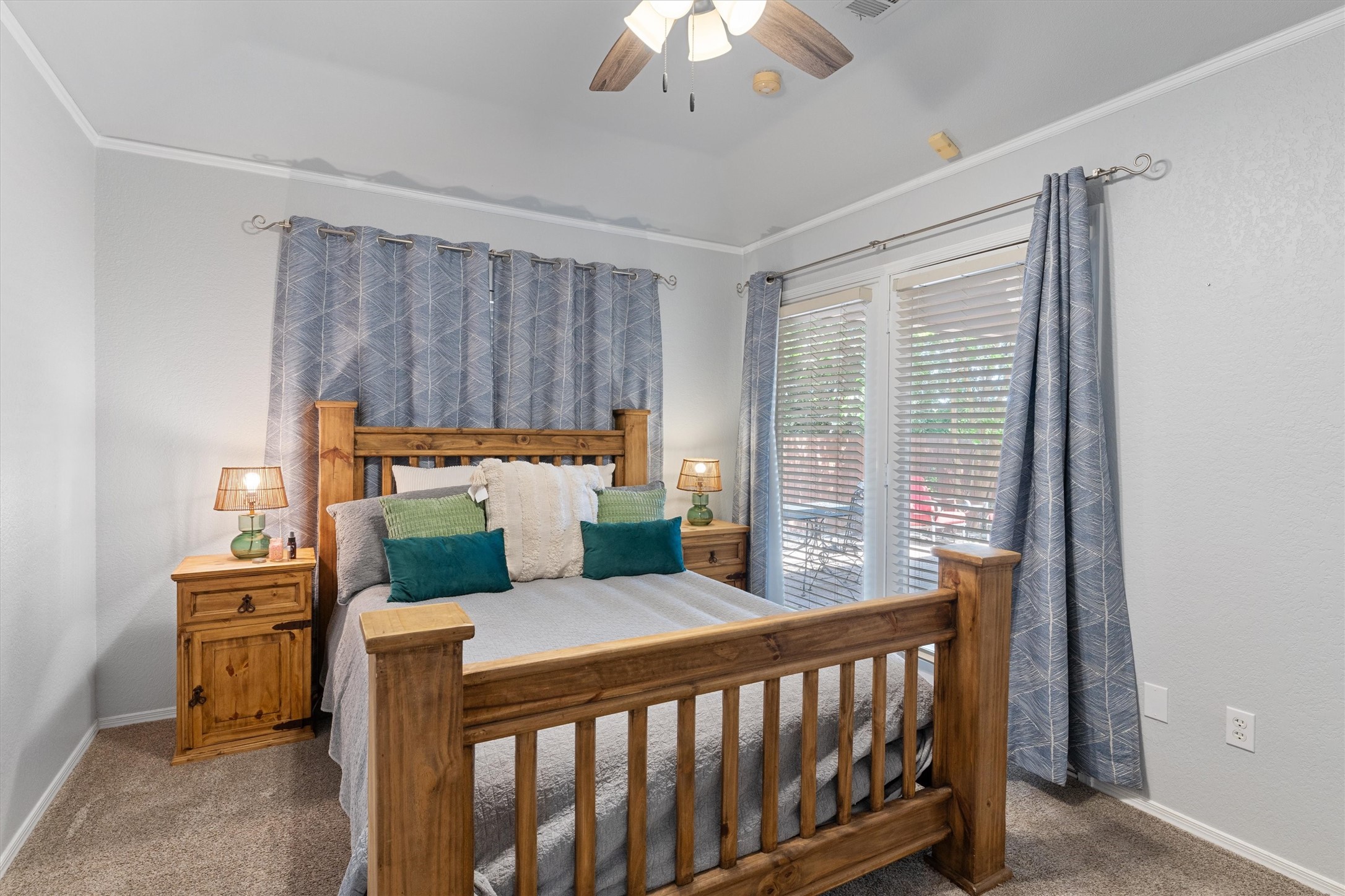 3410 Country Club Place