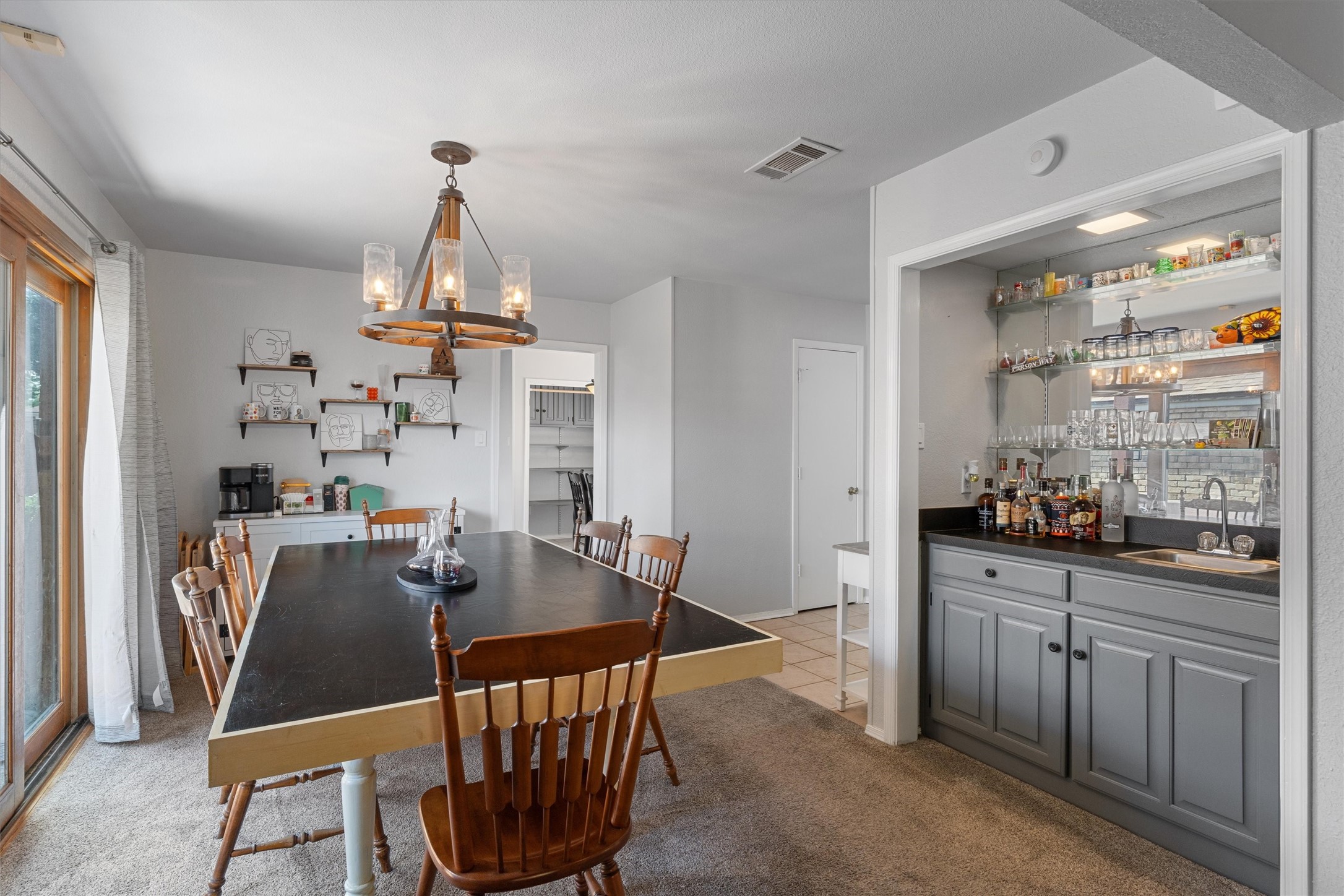3410 Country Club Place