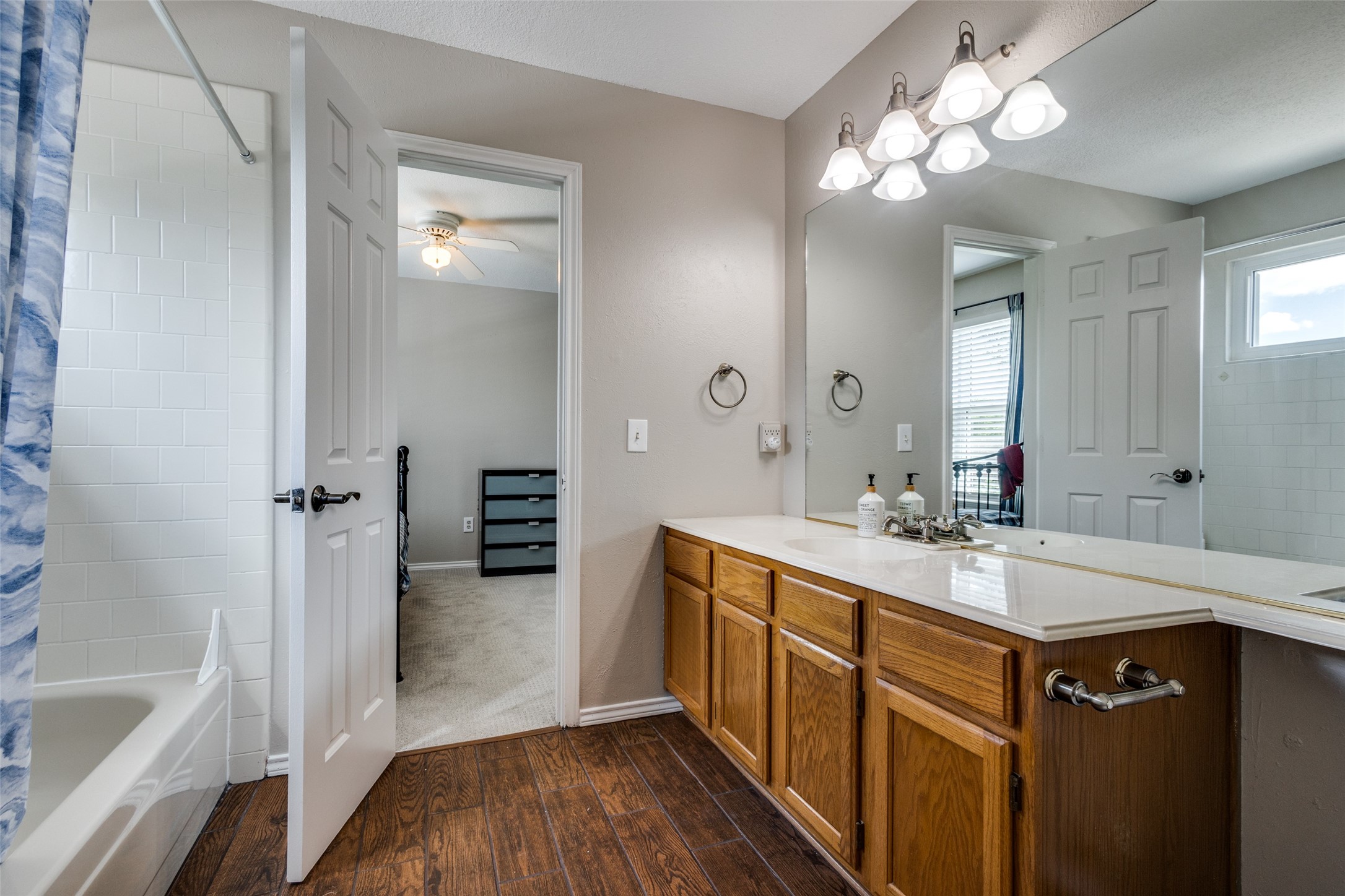 1926 Cedar Ridge Drive