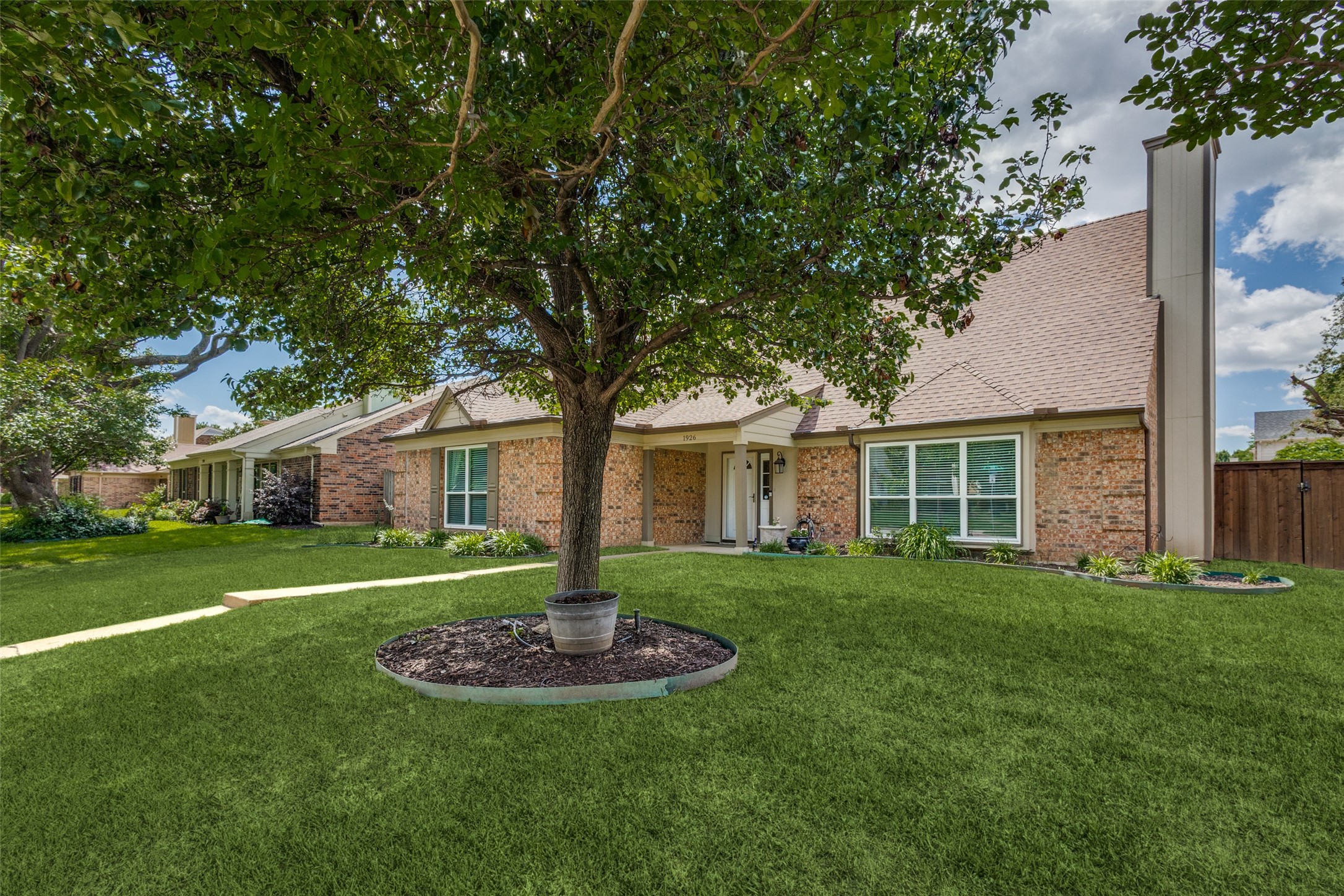 1926 Cedar Ridge Drive