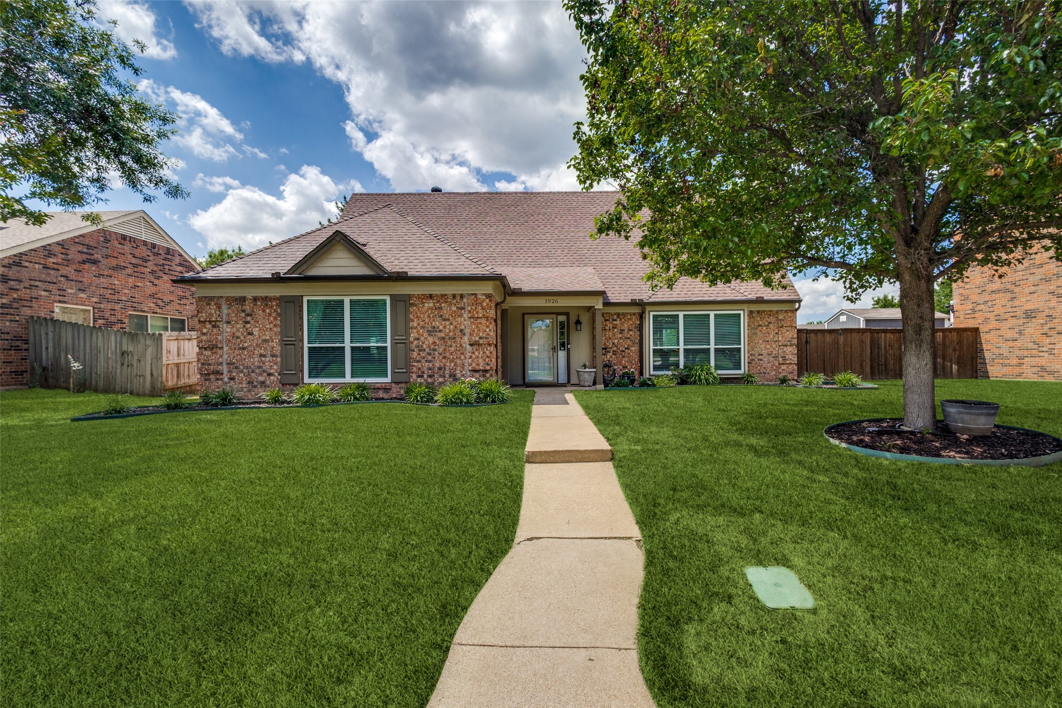 1926 Cedar Ridge Drive