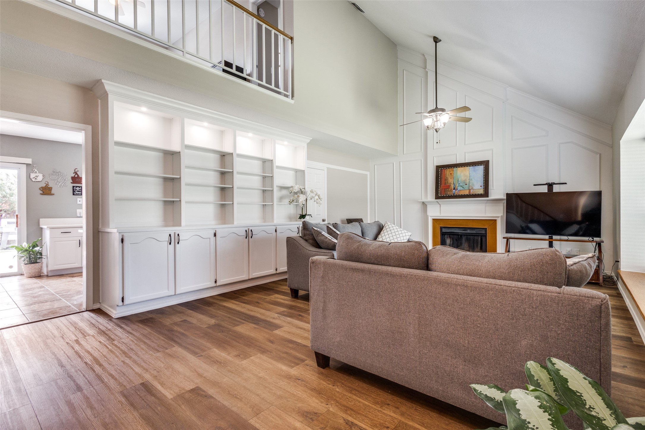 1926 Cedar Ridge Drive