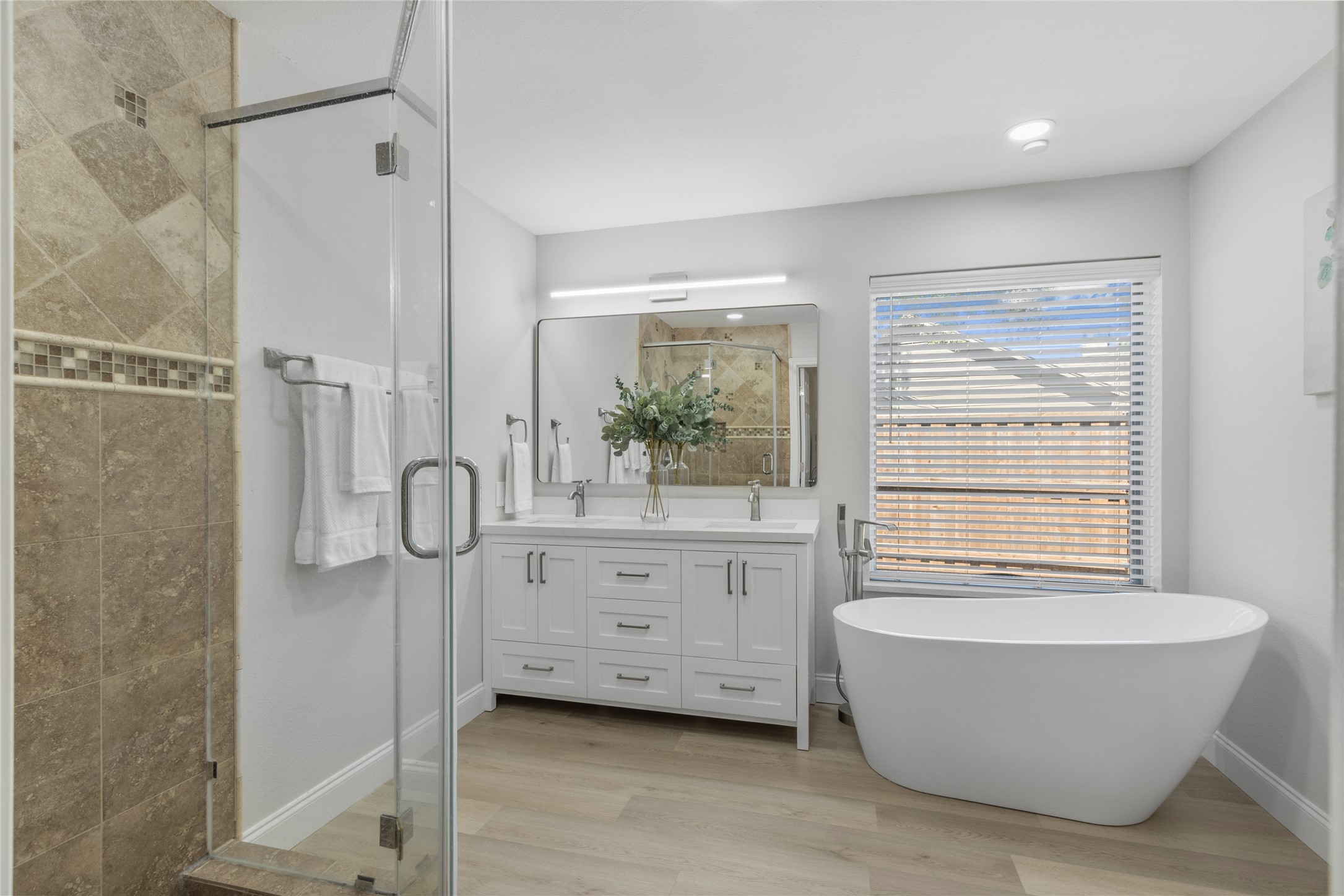 336 Pebble Knoll