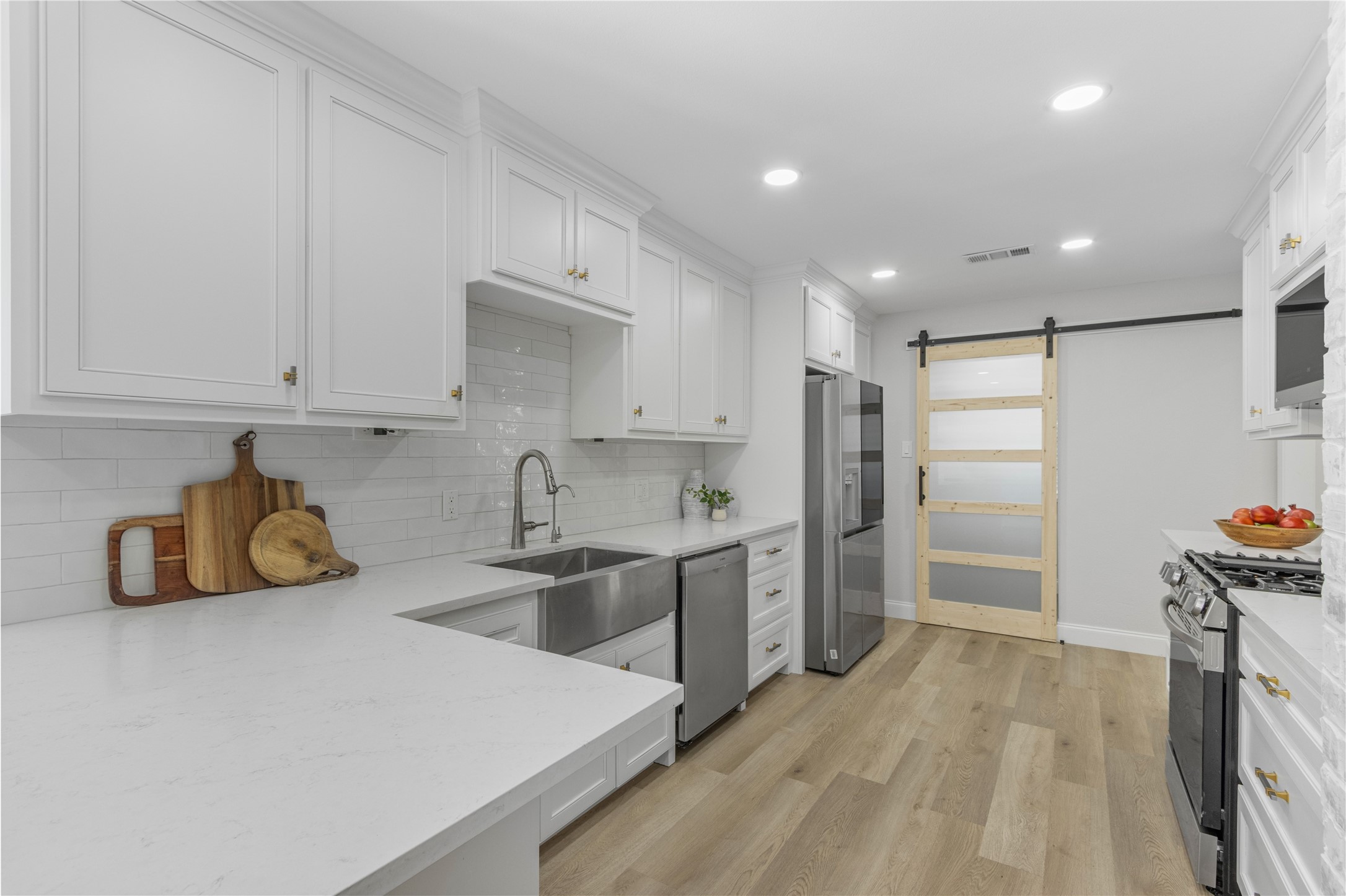 336 Pebble Knoll