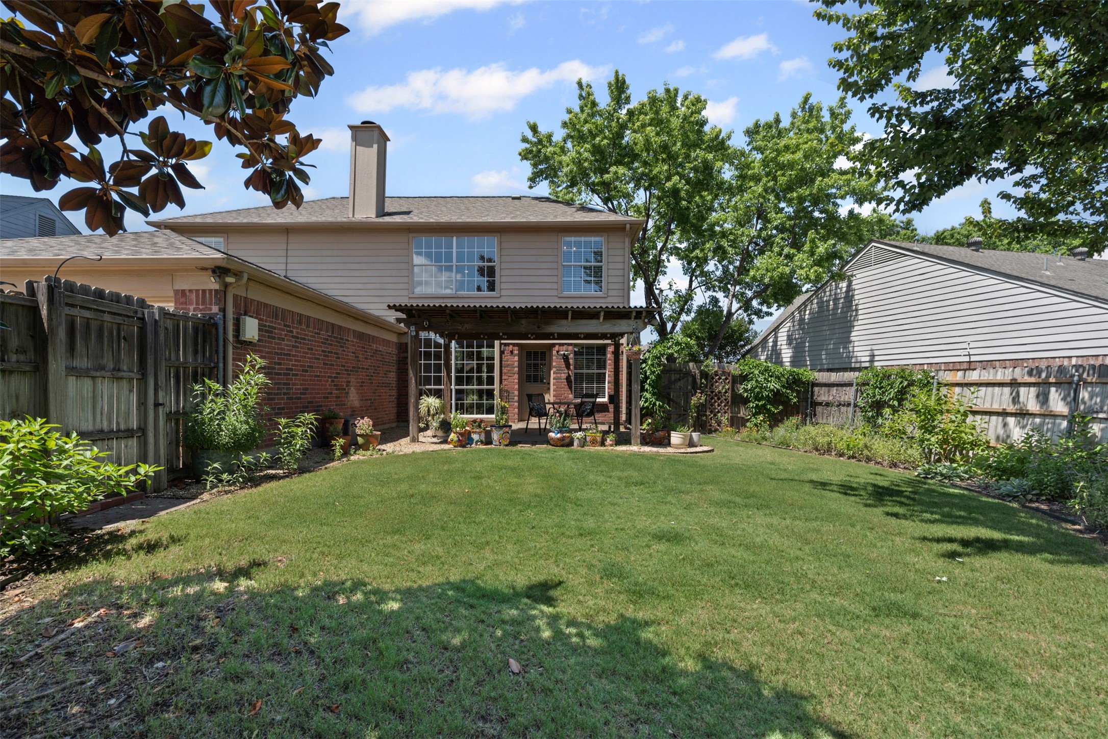 1332 Old Barn Lane