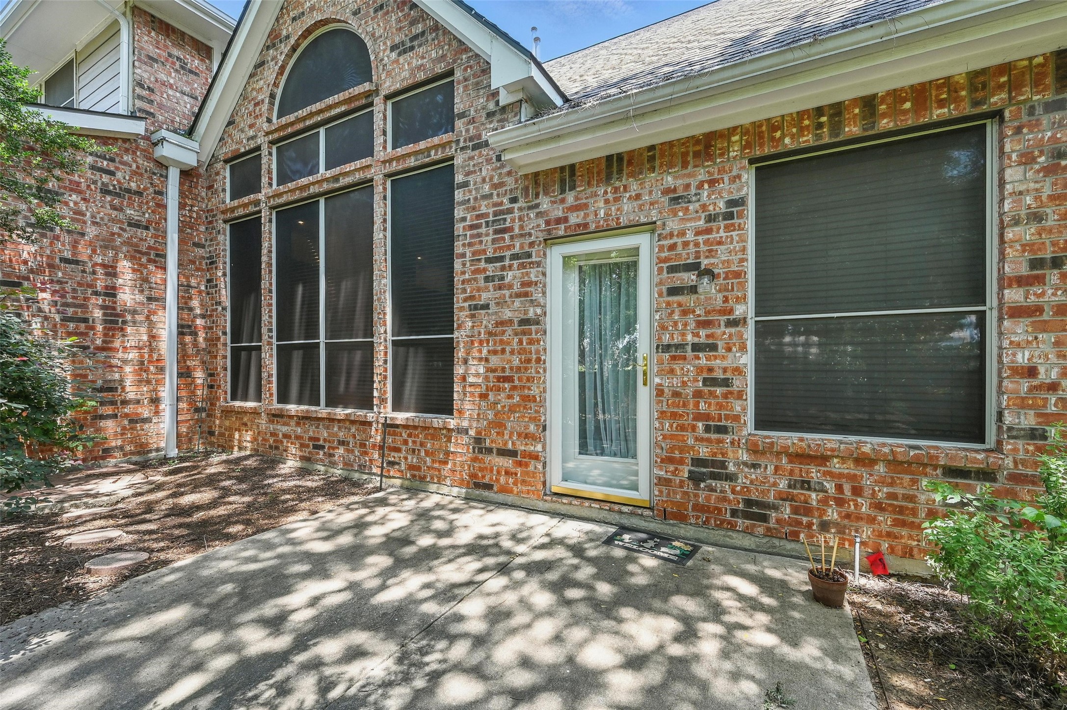 2617 Brookwood Drive