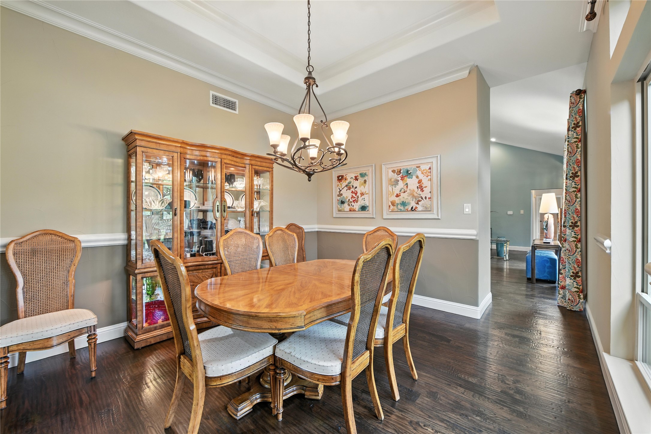 120 Hollow Oak Court
