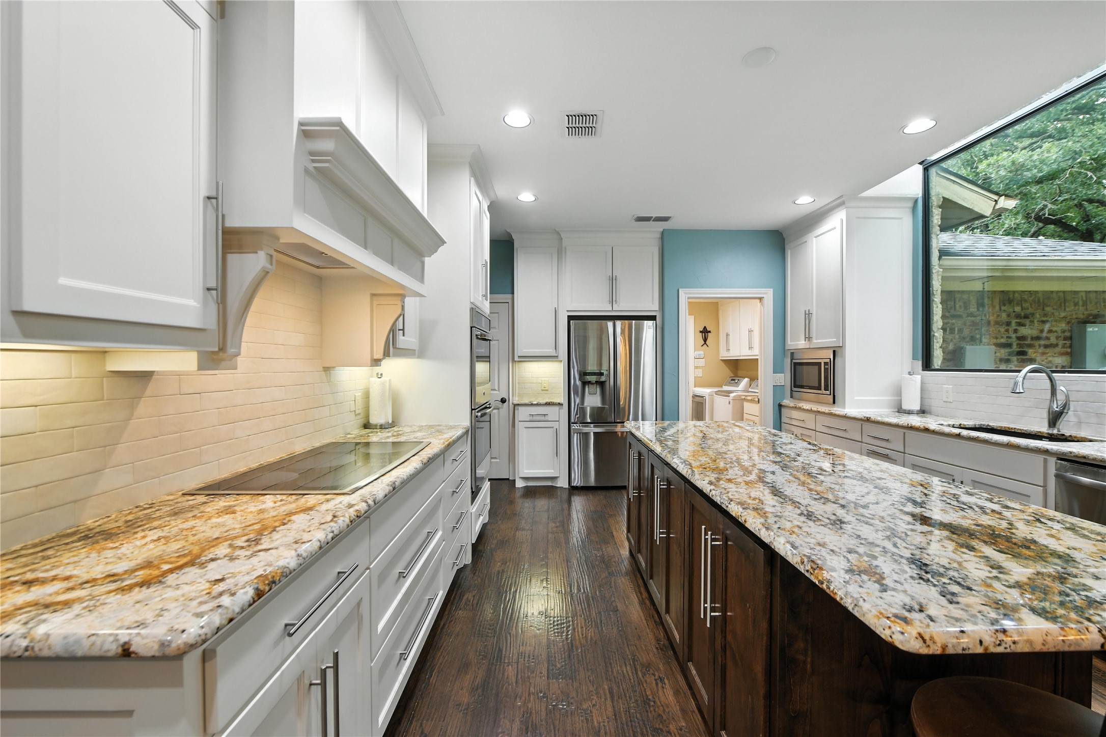 120 Hollow Oak Court