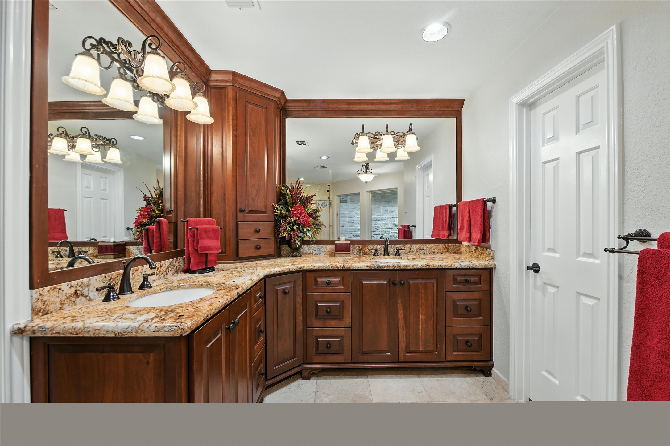 120 Hollow Oak Court