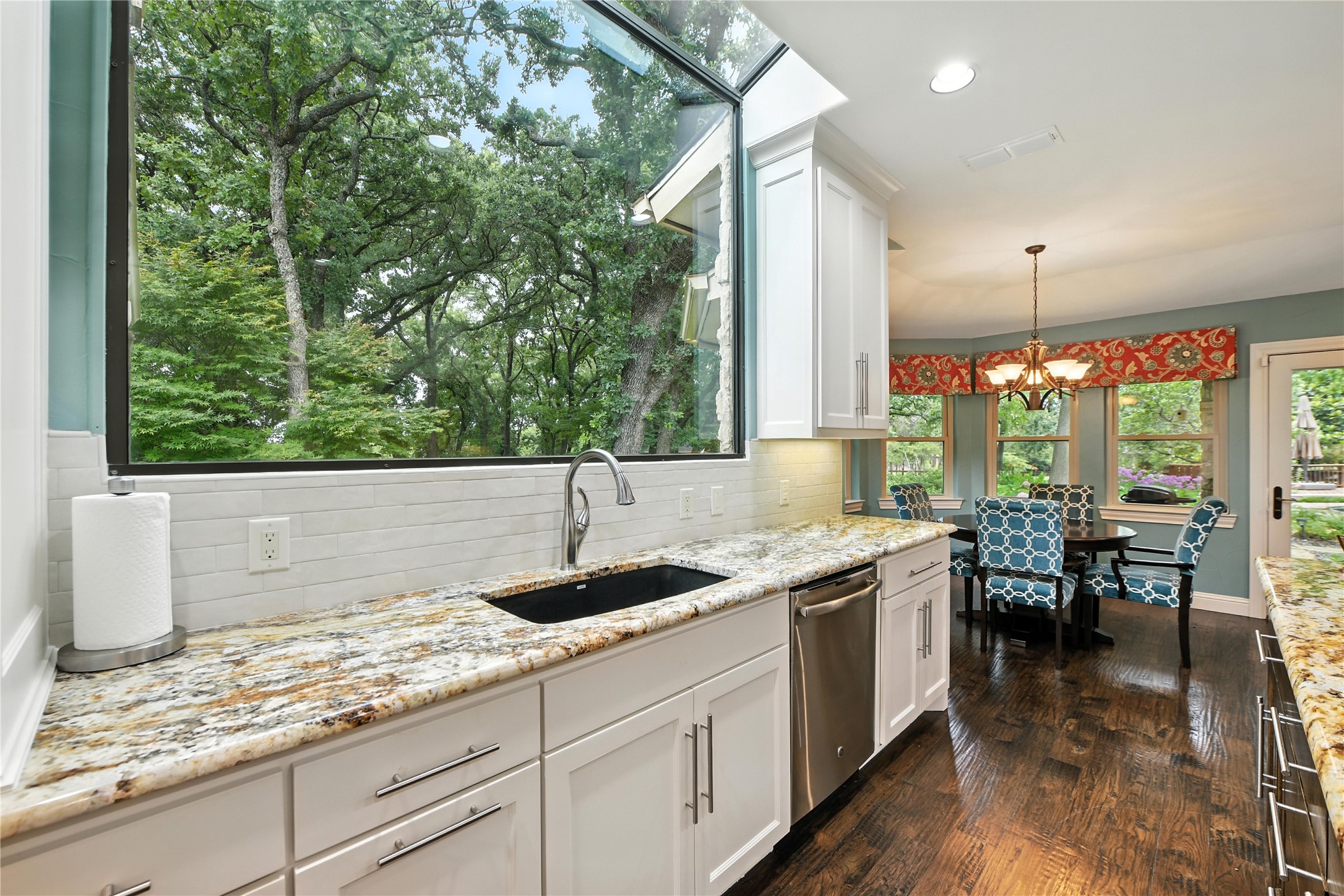120 Hollow Oak Court