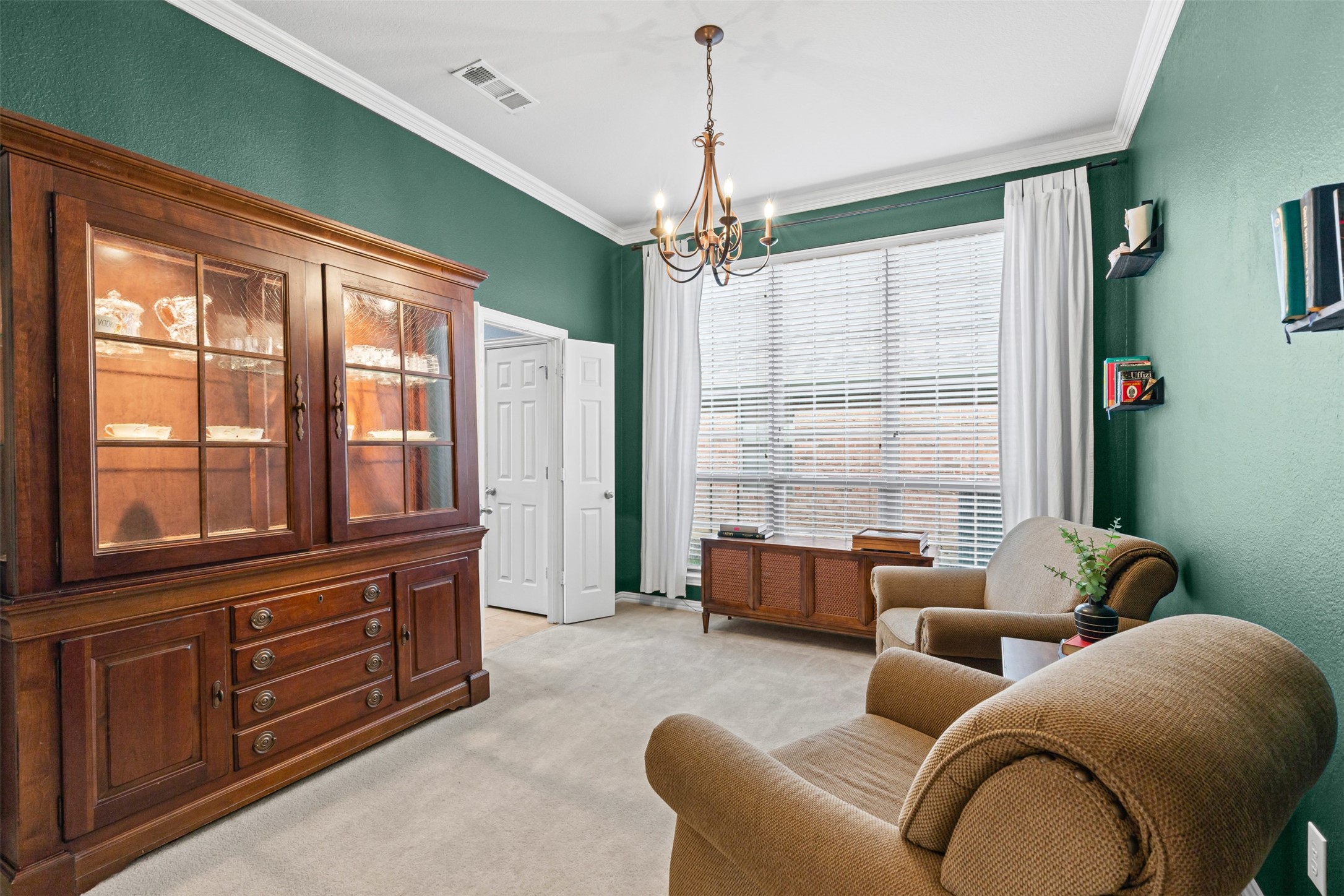 2609 Pine Trail Drive